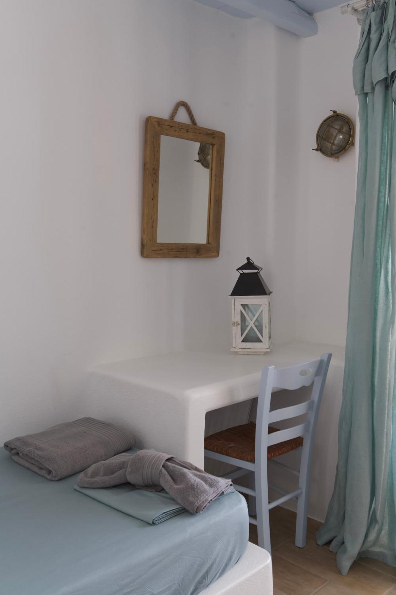 Rossi Paros Luxury And Apartment