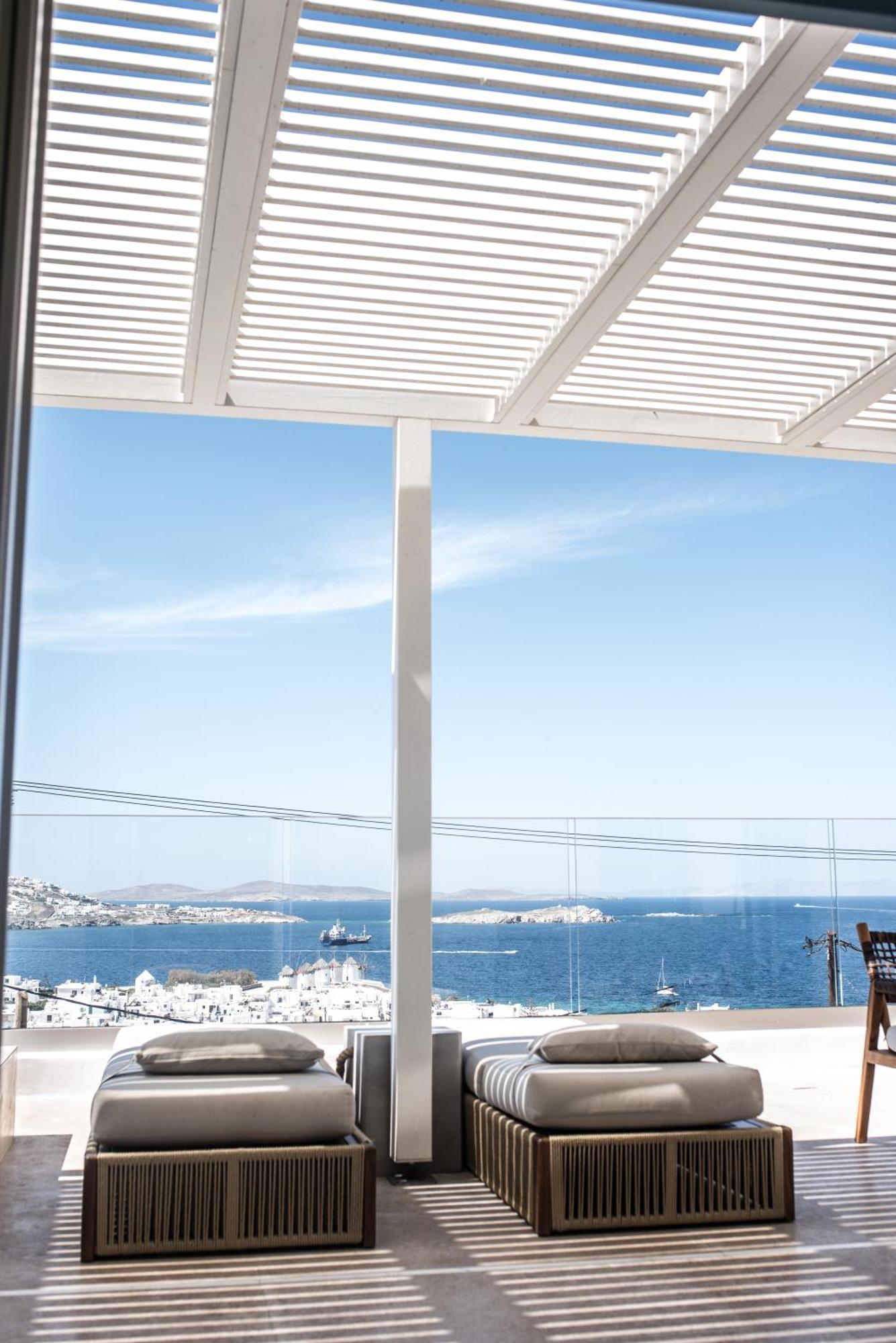 νumi Boutique Hotel