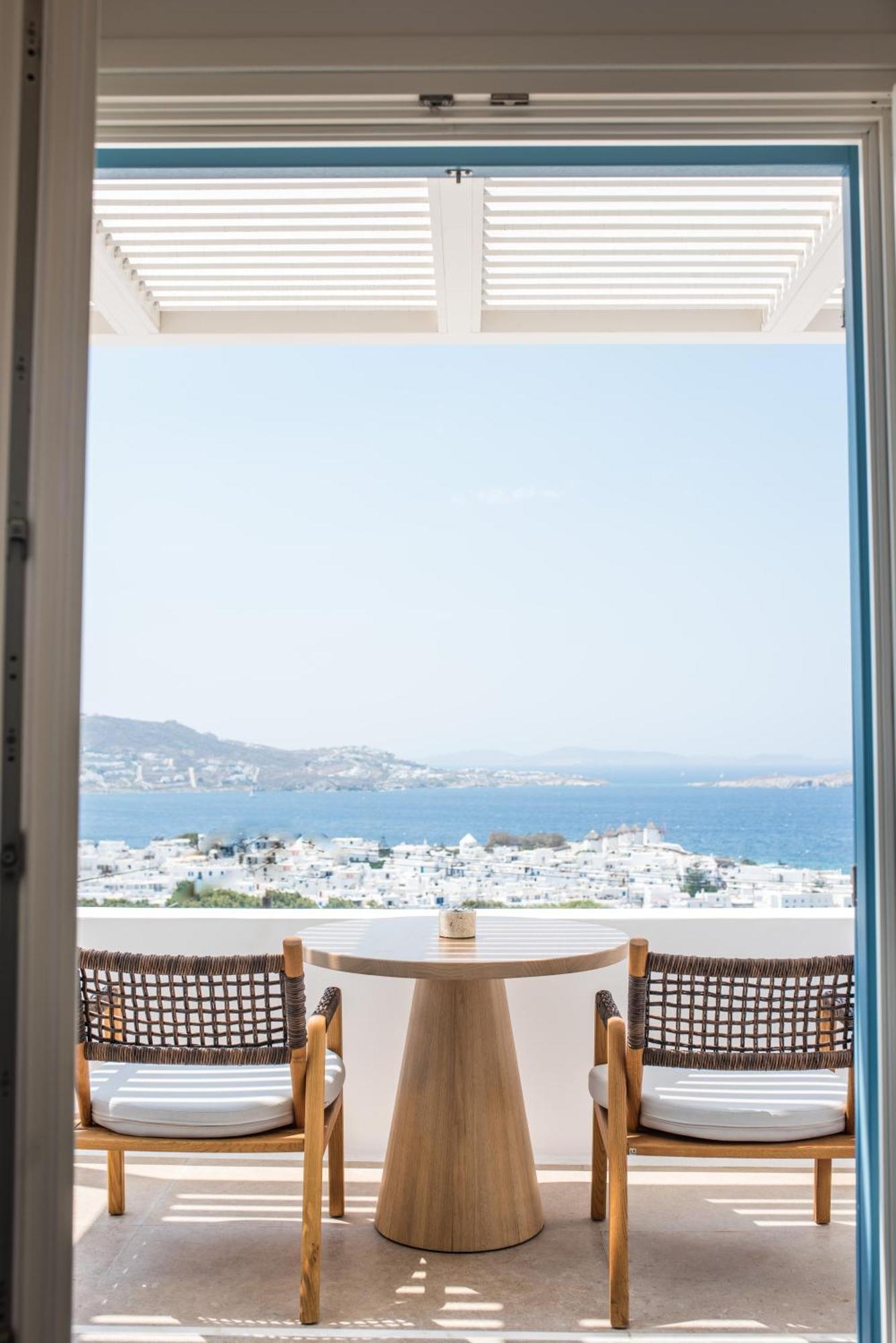 νumi Boutique Hotel *