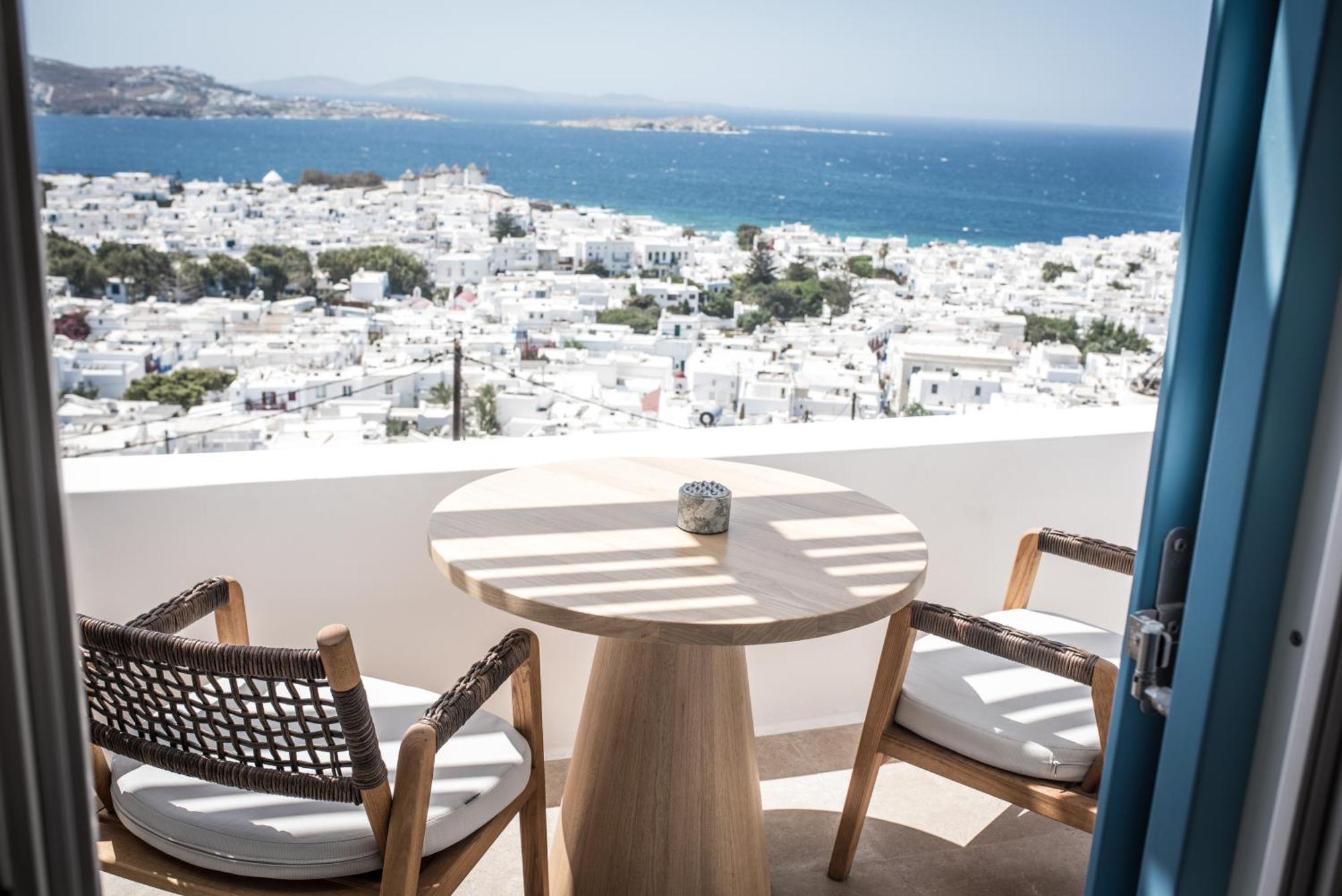 νumi Boutique Hotel *