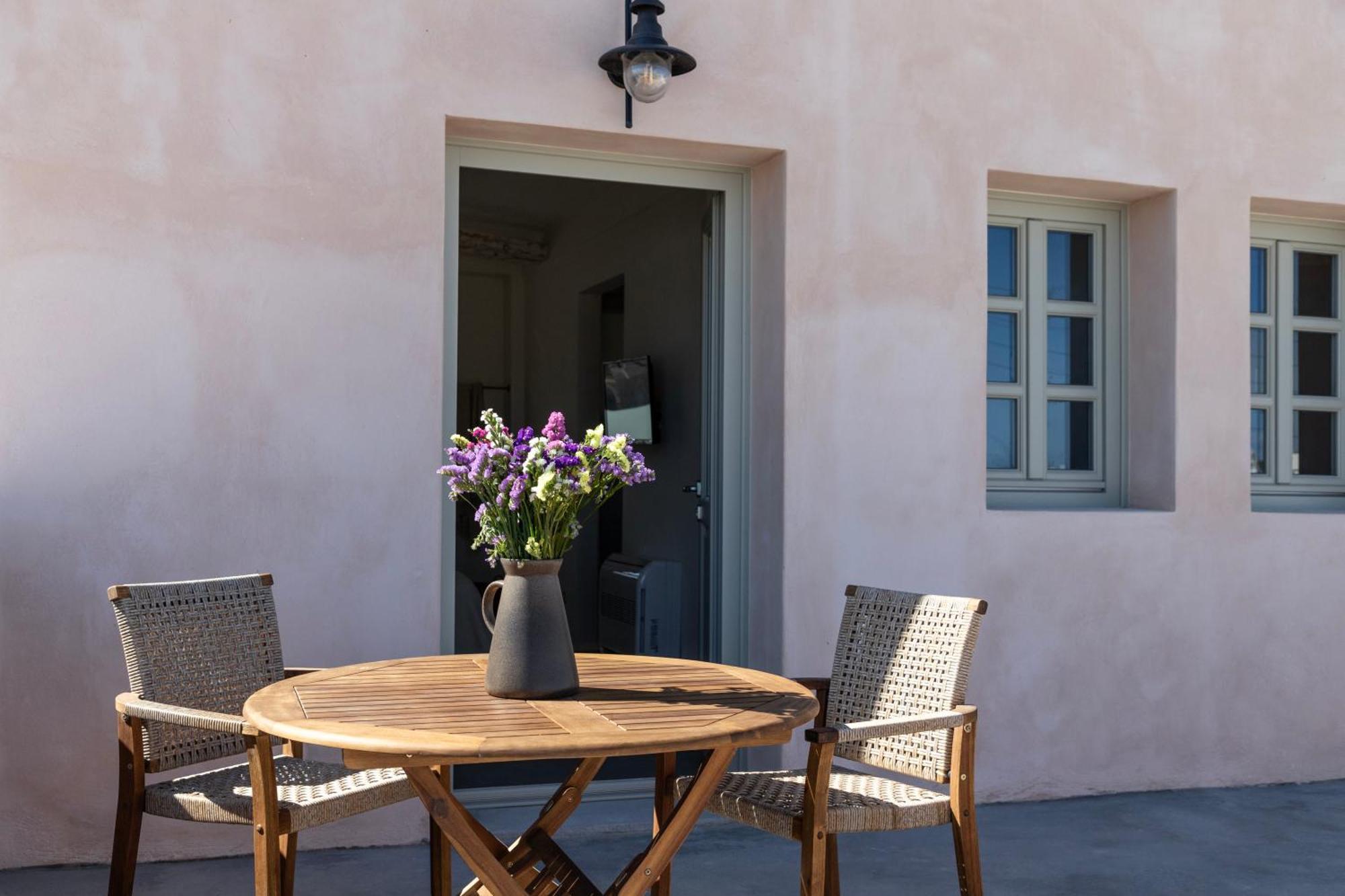Frescoes Luxury By Kb Hospitality Messaria (Santorini)