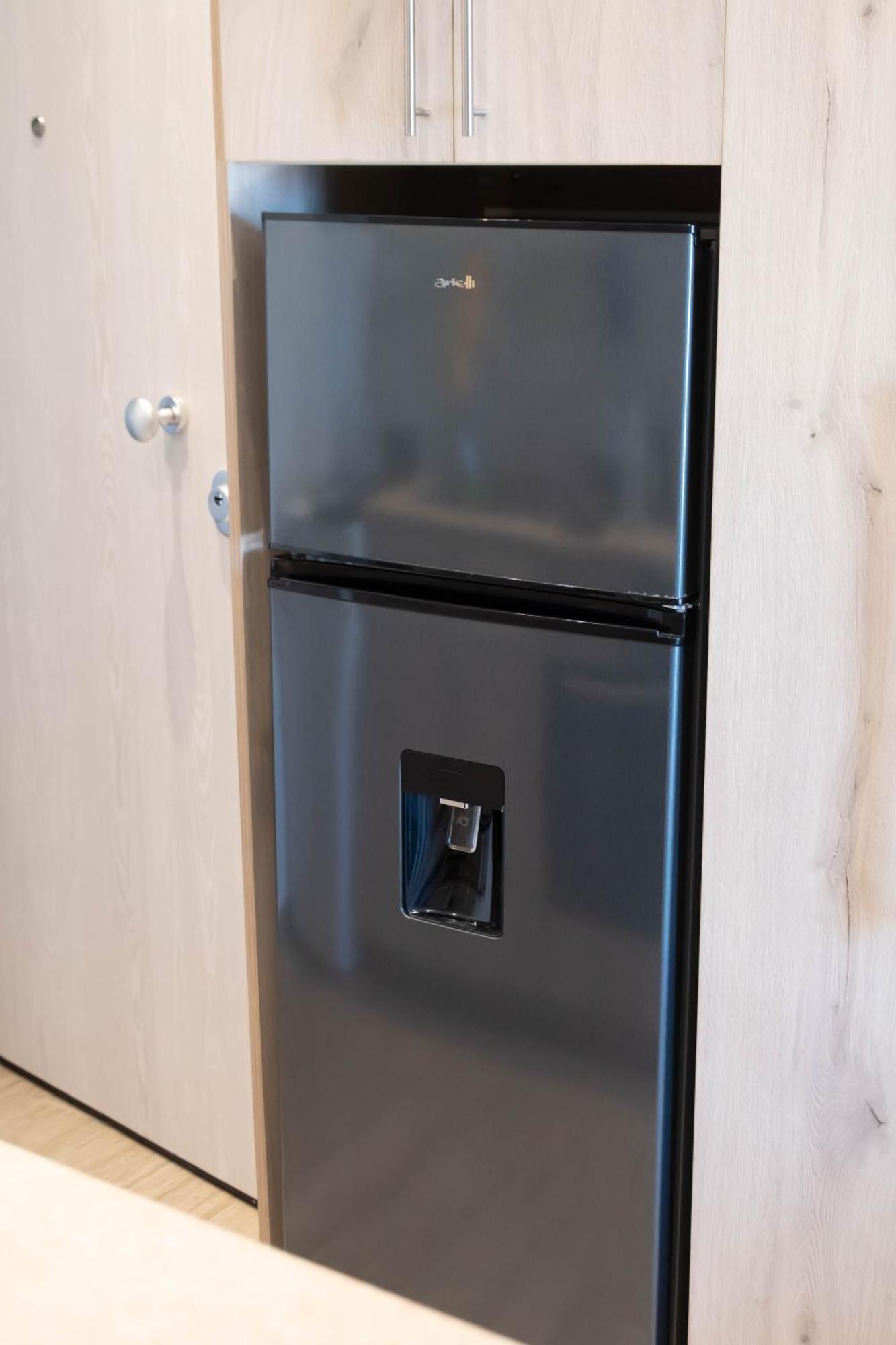 Zeusplace G7 Apartment Neoi Poroi