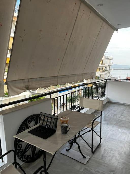 κεντρικό θέα θάλασσα/dt 1br 75m2 By Sea *