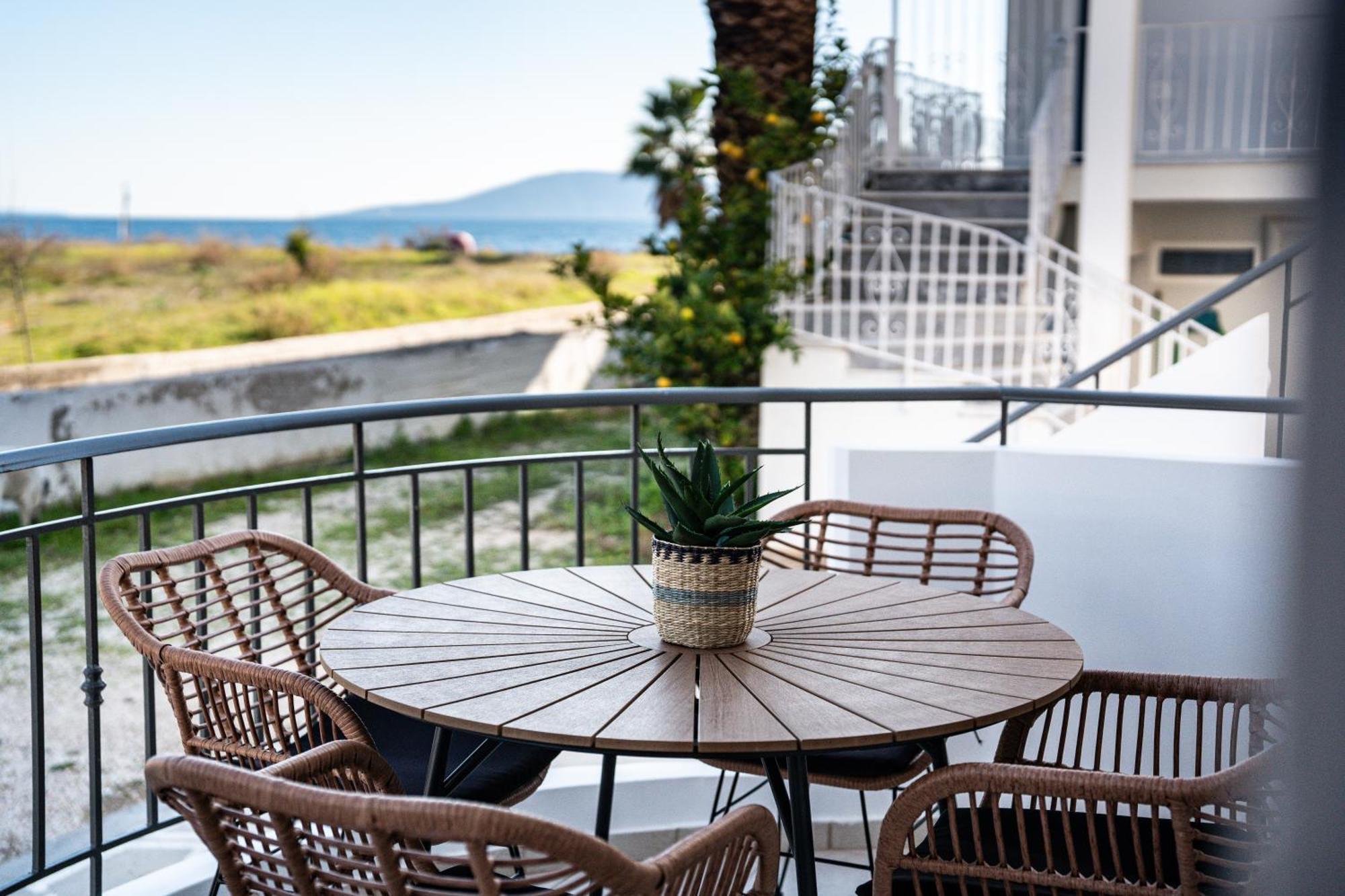 Holiday home Seaside House For 10 Kandia