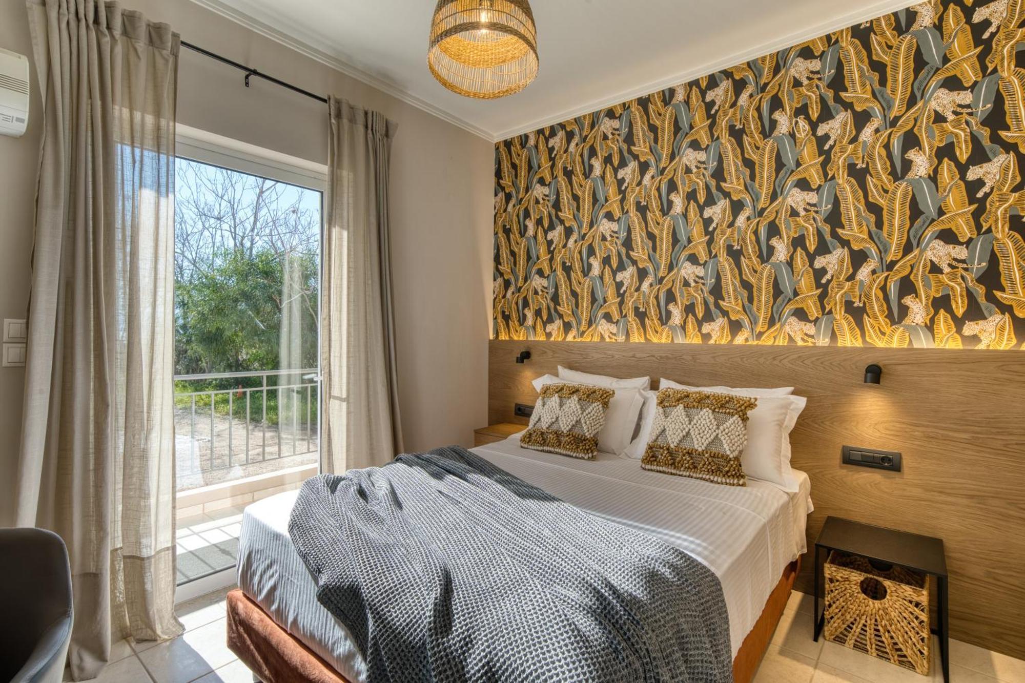 Seaside House For 10 Holiday home Kandia