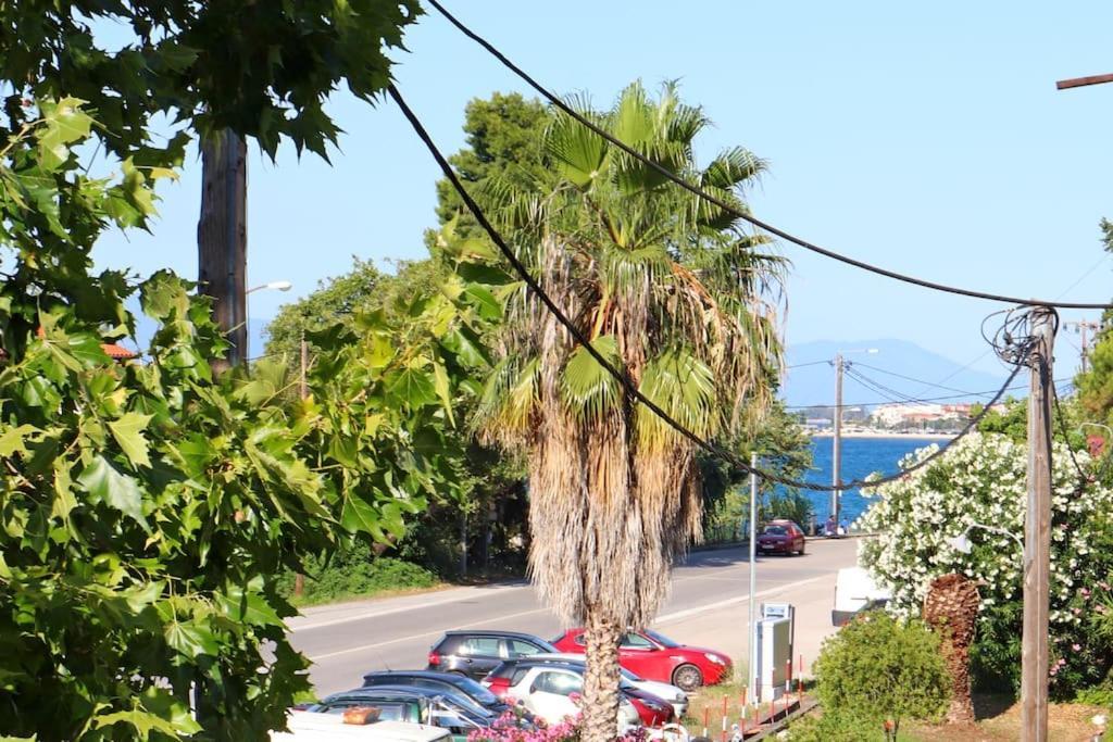Apartment Gentle Breeze Kamena Vourla