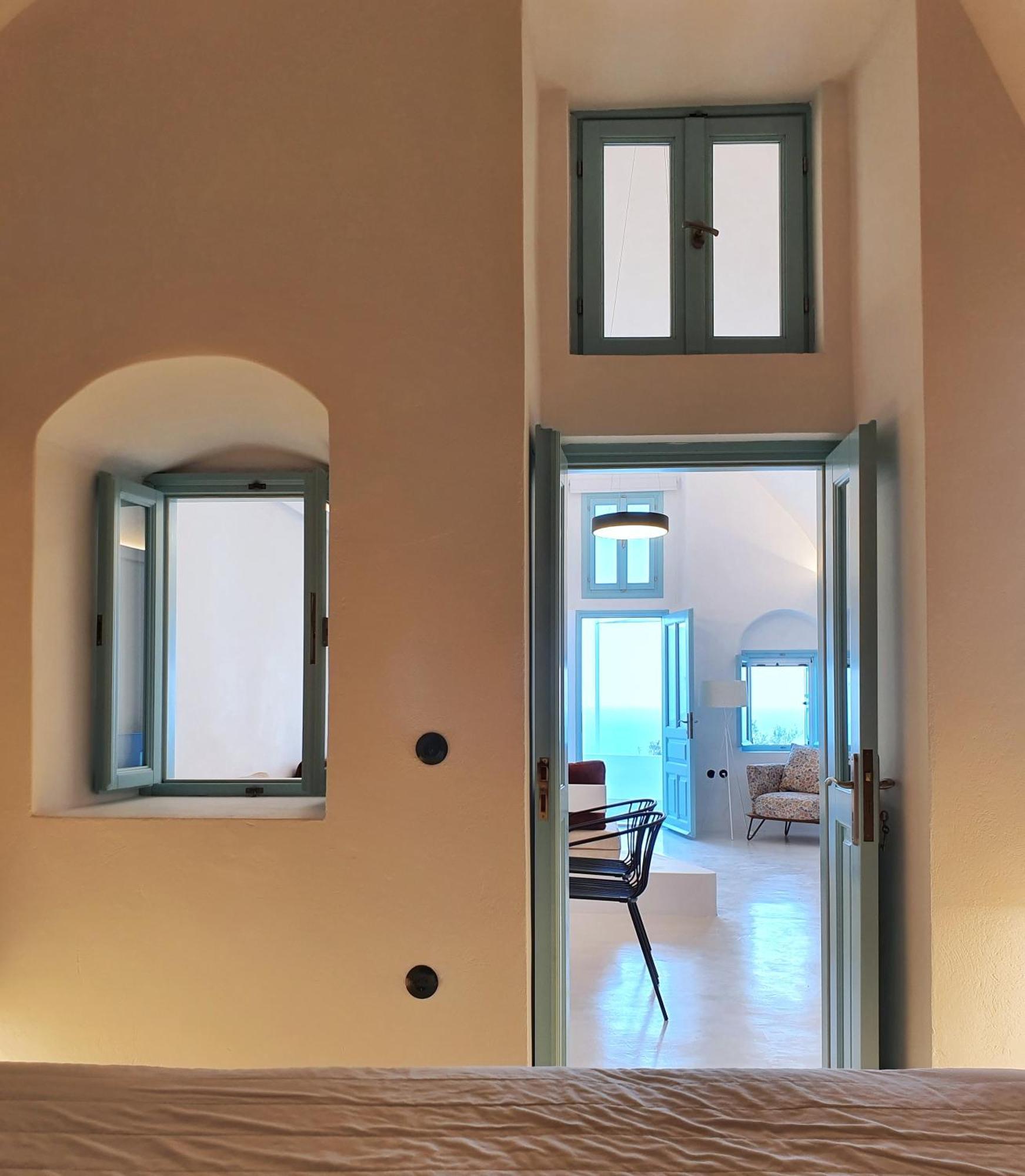 Sun Spell With Sea View-private Plunge Pool Villa Fira (Santorini)
