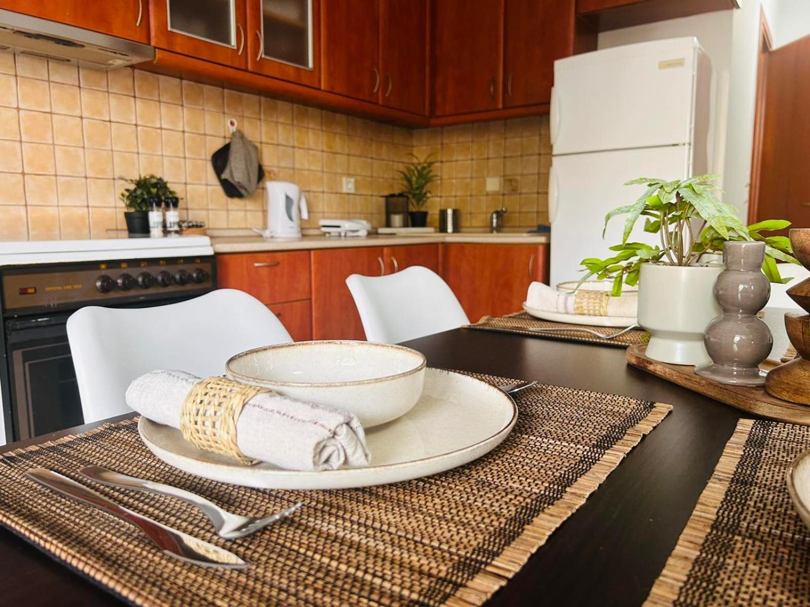 Seaside View Apartment *