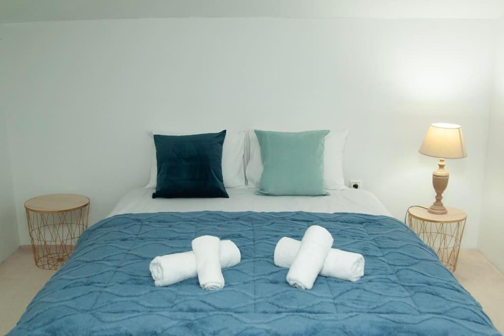 Modern Close To Milos Ton Xotikon Apartment
