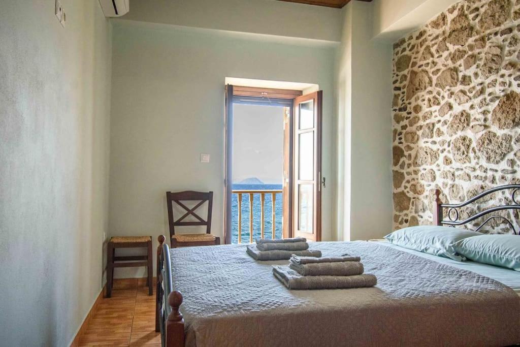 Casa Del Mare Sea View House Up To 7 Guests Apartment Mandraki (Nisyros)