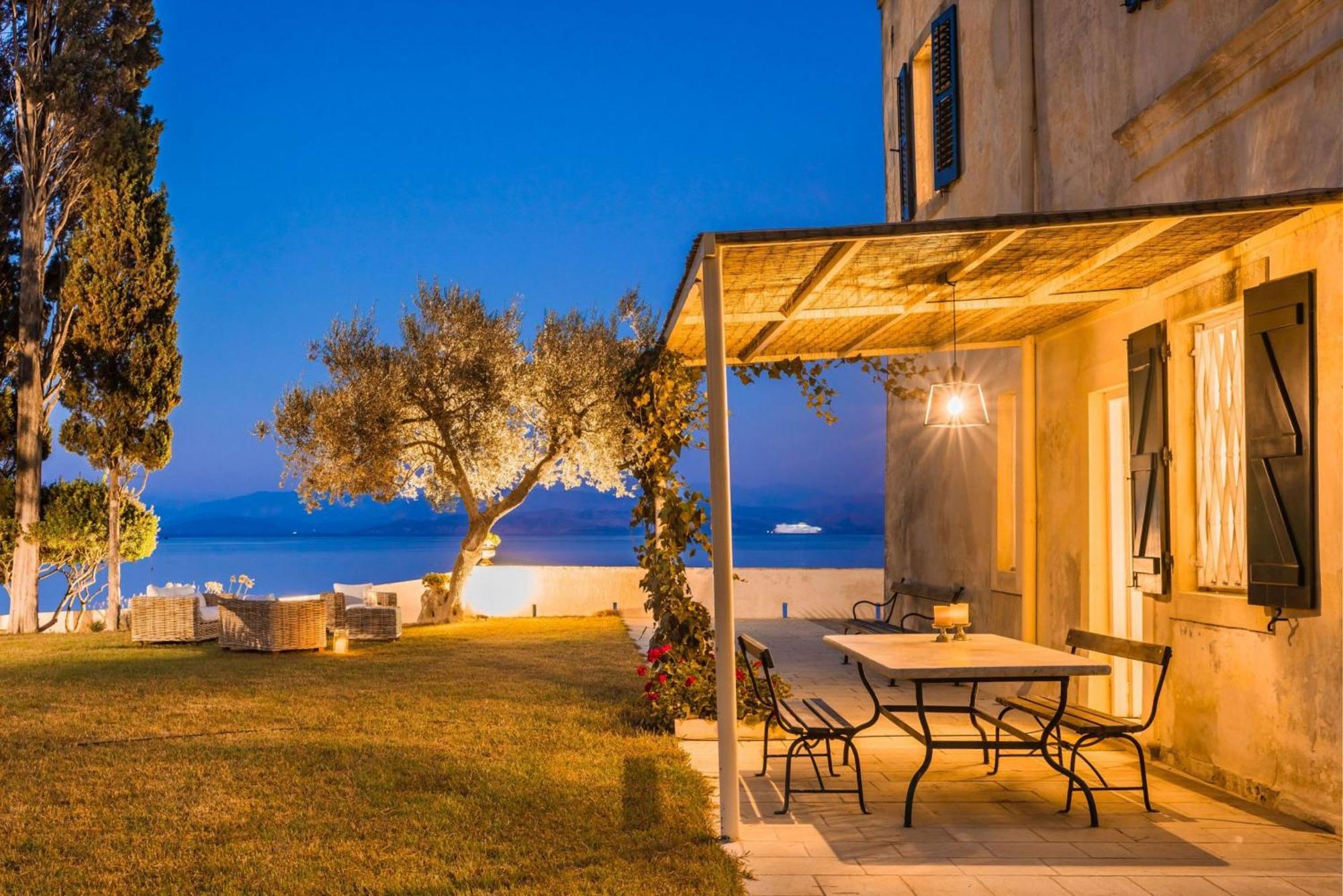 Magnificent Seafront Corfu - 5 En-suite Bedrooms -the Durrells House | Historic Elegance & Modern Luxuries - Direct Access & Private Heated Pool * Kontokali
