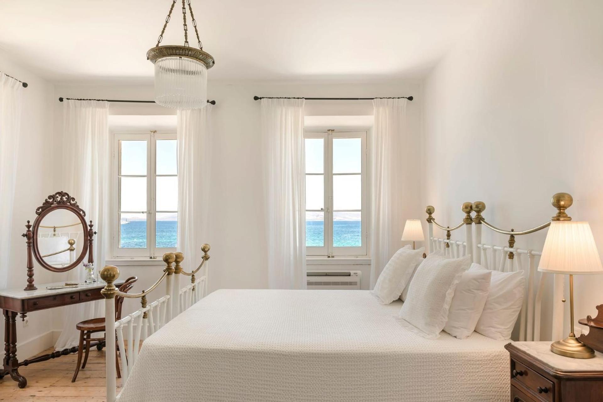 Magnificent Seafront Corfu - 5 En-suite Bedrooms -the Durrells House | Historic Elegance & Modern Luxuries - Direct Access & Private Heated Pool Kontokali