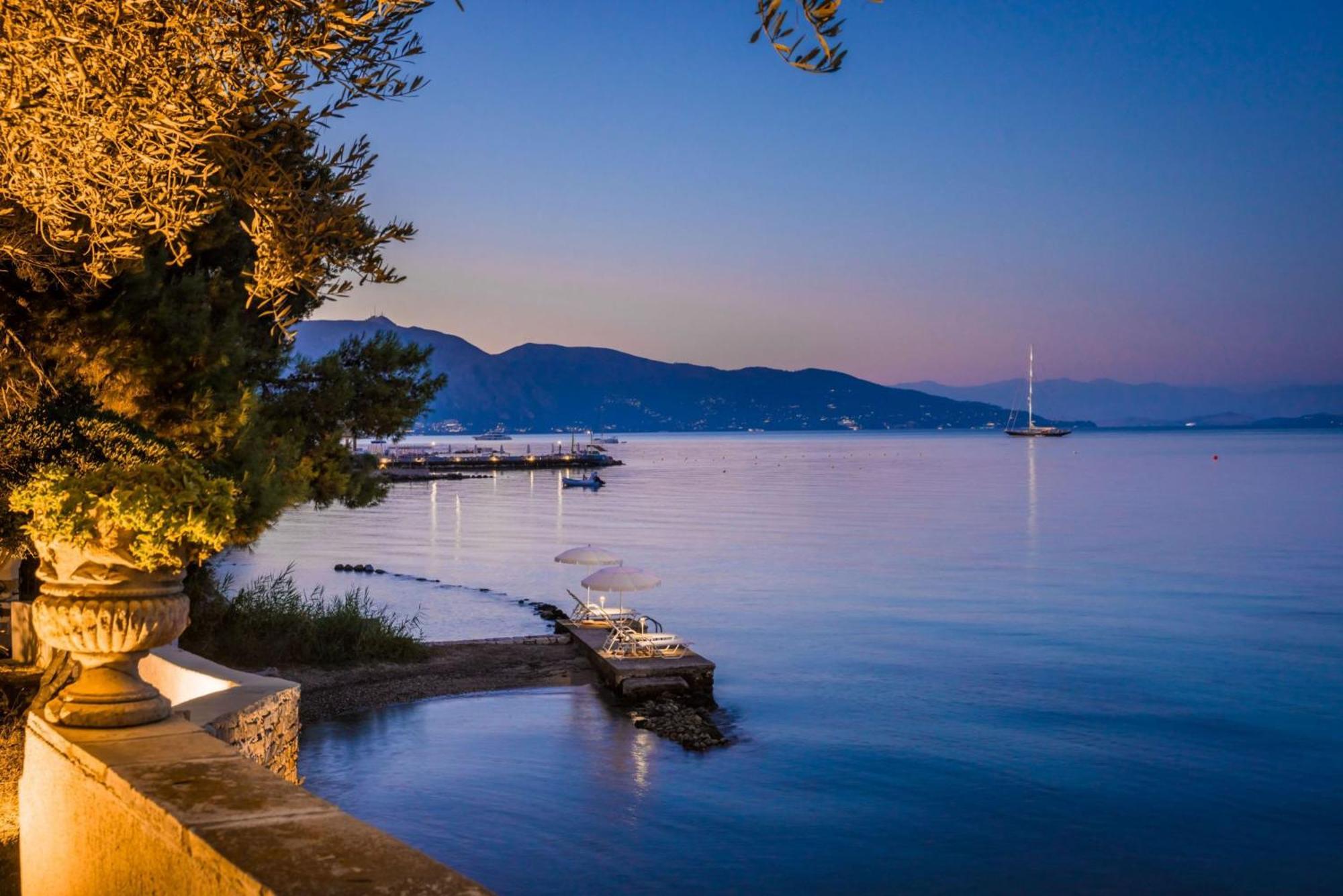 Villa Magnificent Seafront Corfu - 5 En-suite Bedrooms -the Durrells House | Historic Elegance & Modern Luxuries - Direct Access & Private Heated Pool *