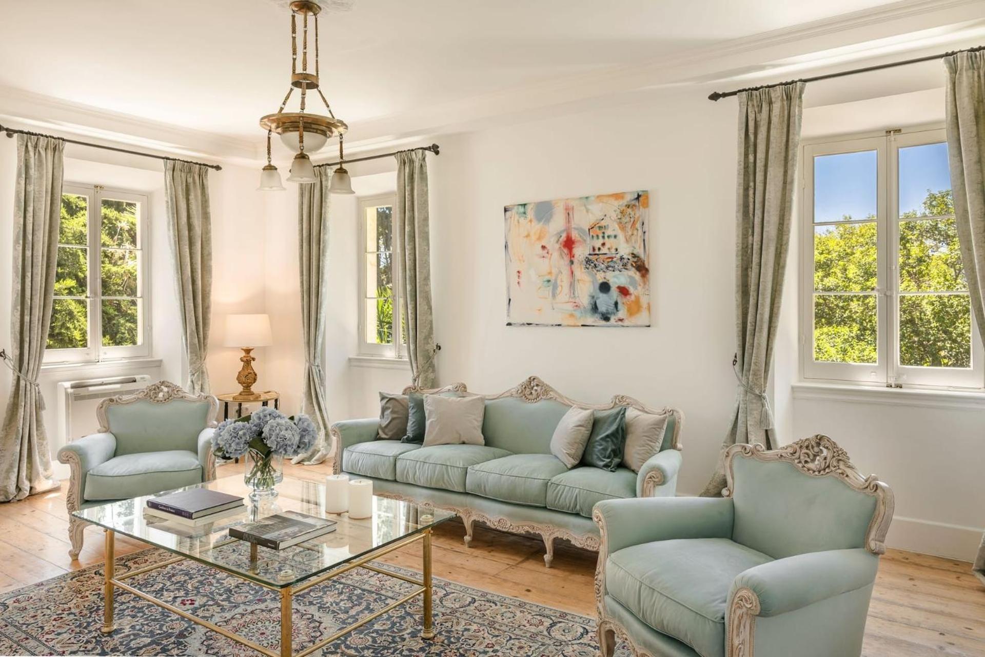 Magnificent Seafront Corfu - 5 En-suite Bedrooms -the Durrells House | Historic Elegance & Modern Luxuries - Direct Access & Private Heated Pool *