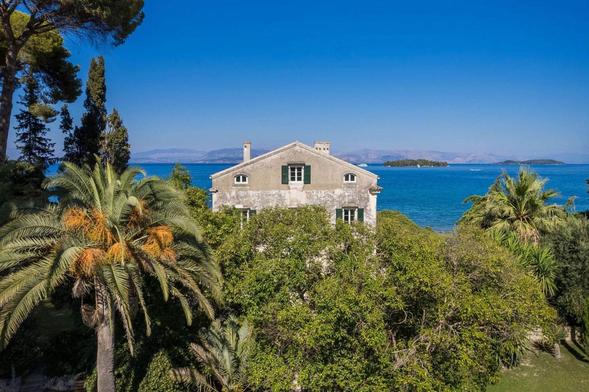 Magnificent Seafront Corfu - 5 En-suite Bedrooms -the Durrells House | Historic Elegance & Modern Luxuries - Direct Access & Private Heated Pool Villa *