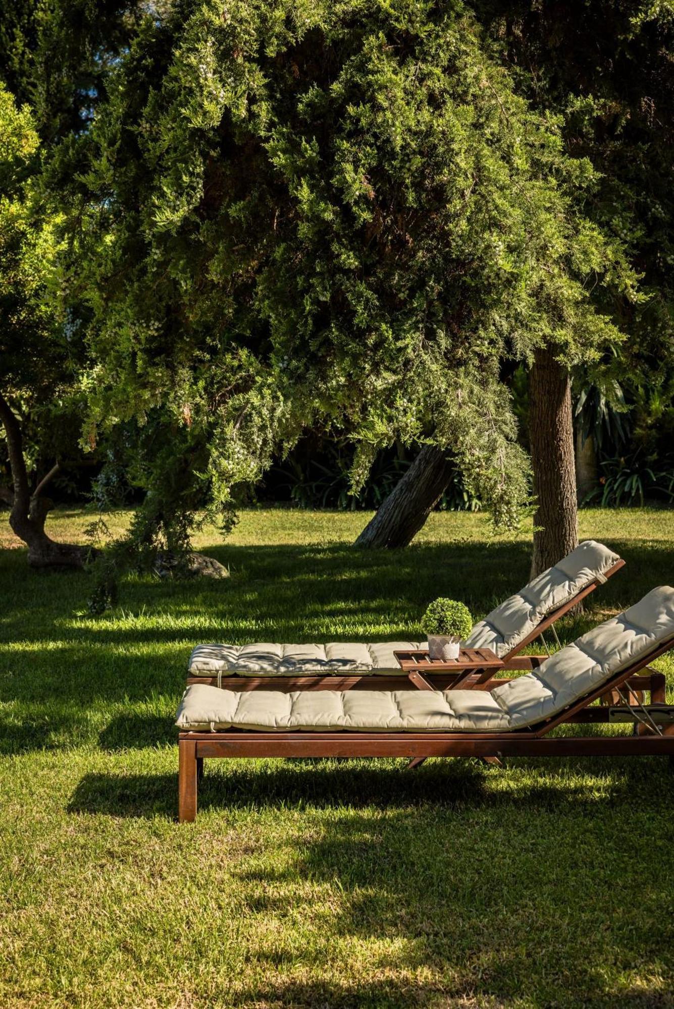 Magnificent Seafront Corfu - 5 En-suite Bedrooms -the Durrells House | Historic Elegance & Modern Luxuries - Direct Access & Private Heated Pool