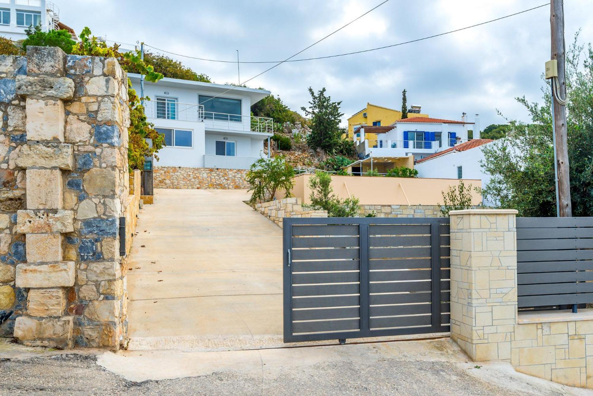 Amazing View Villa-mathaios In -by Apokornas Plaka (Apokoronas)