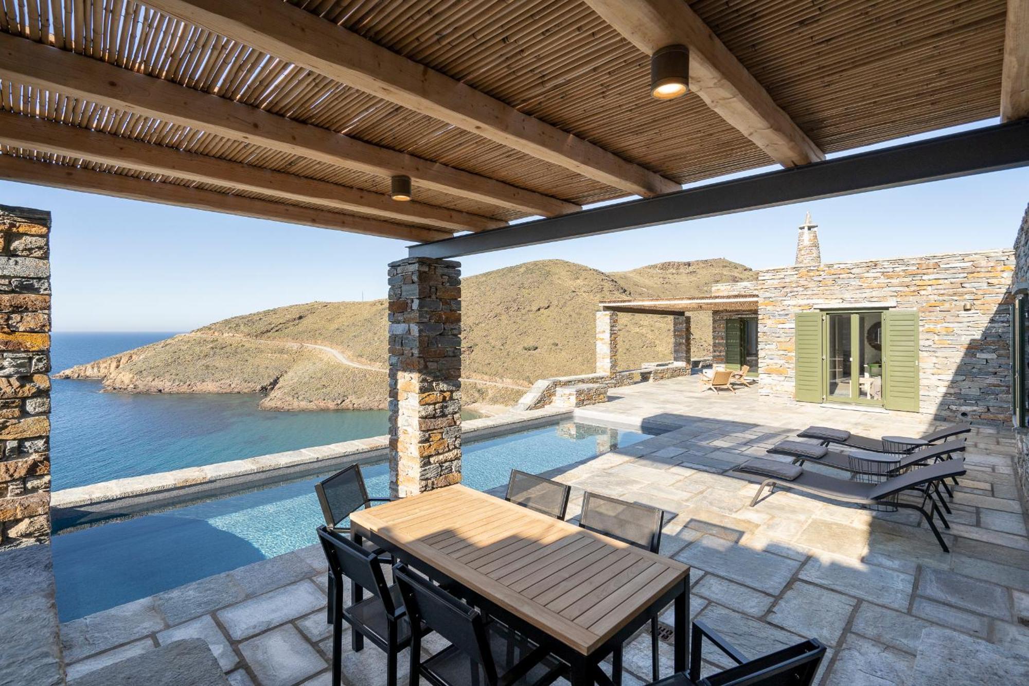 Villa Triad Ioulis