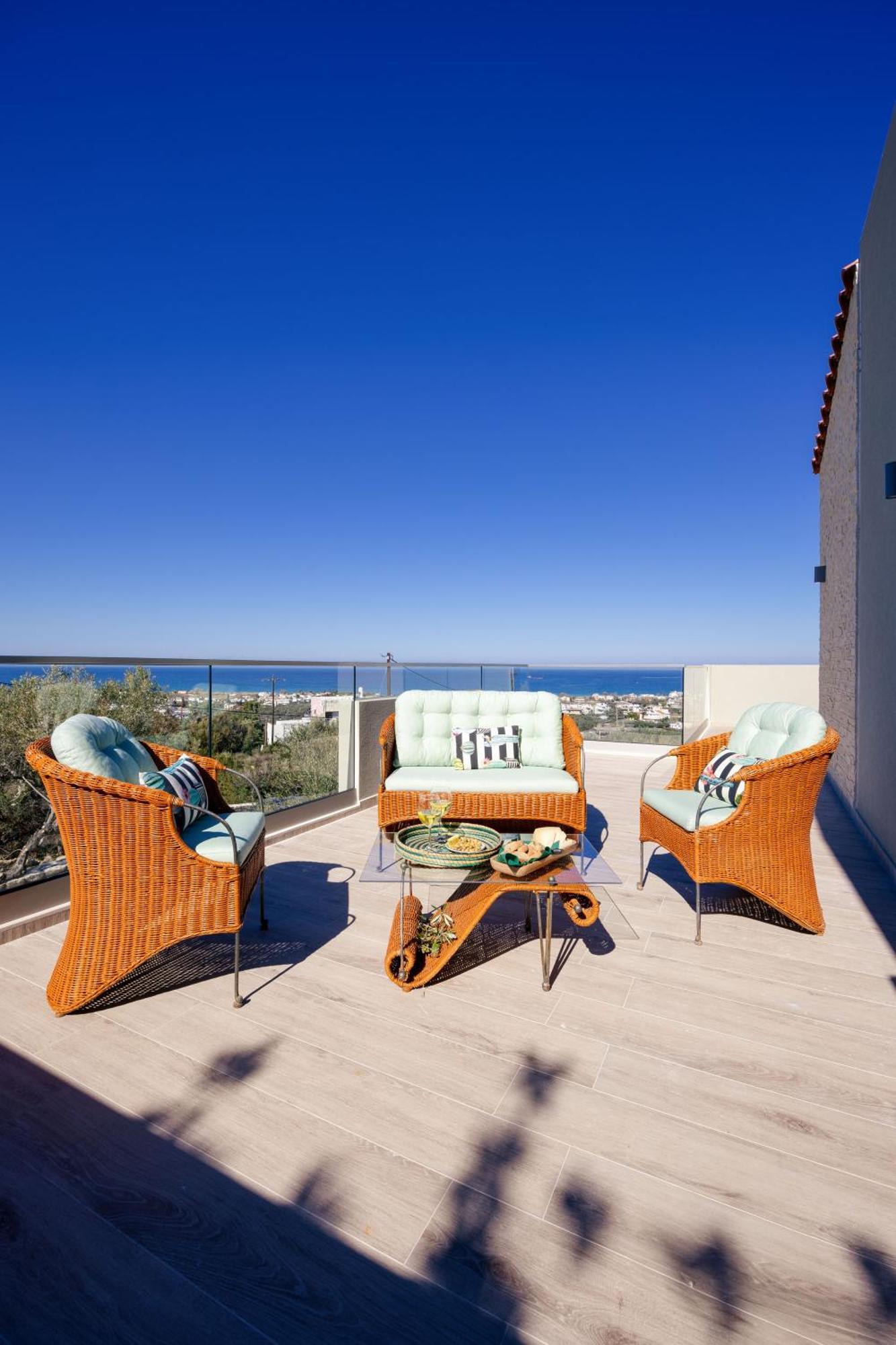 Lily's Lemonia Platanes (Rethymno)