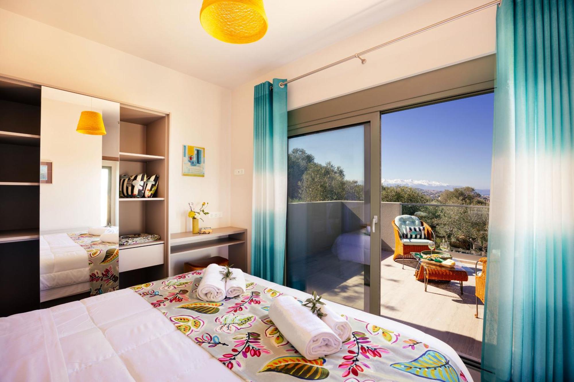 Lily's Lemonia Villa