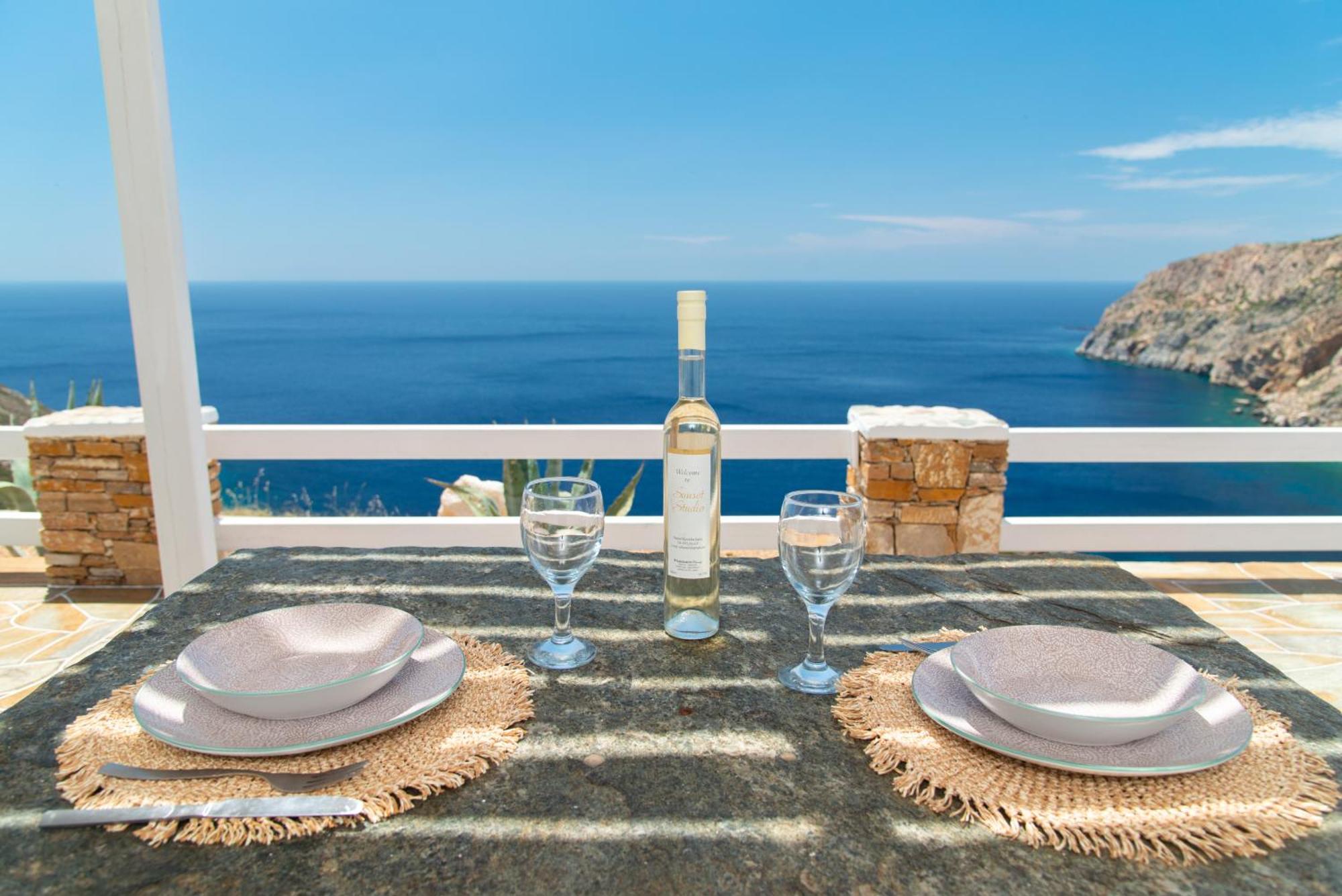 Sunset Studio Holiday home Cherronisos (Sifnos)