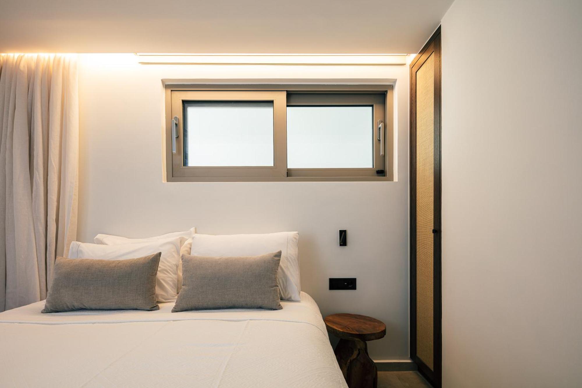 Ririka Living, New Feel-at-home Luxury Plakias