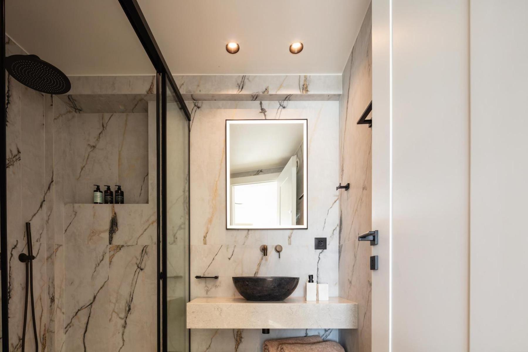 Ririka Living, New Feel-at-home Luxury Apartment Plakias