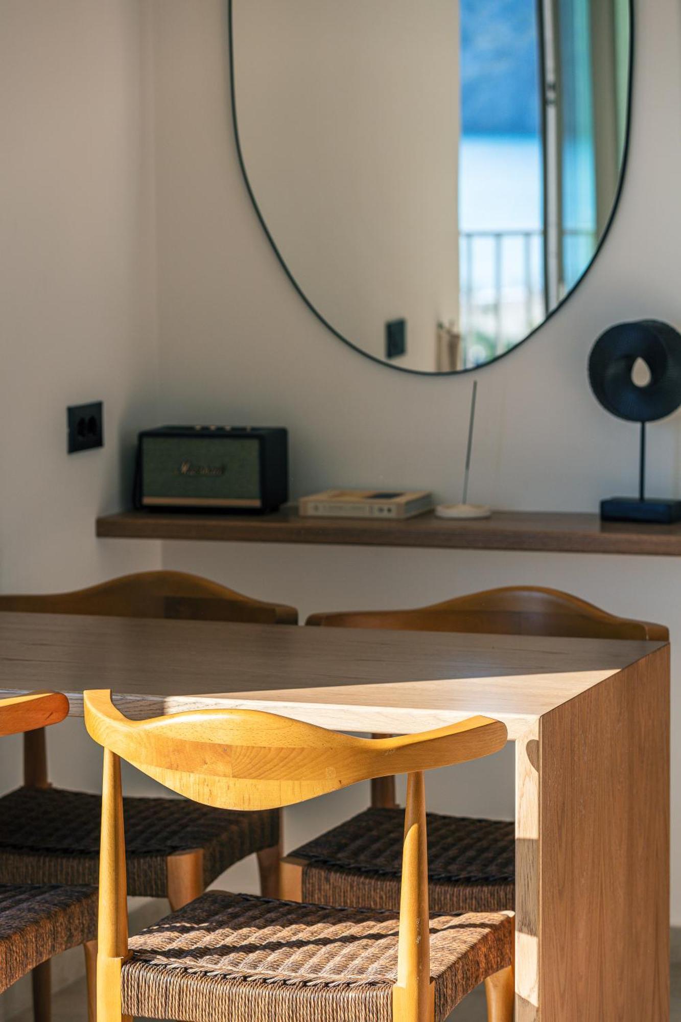 Ririka Living, New Feel-at-home Luxury Apartment *