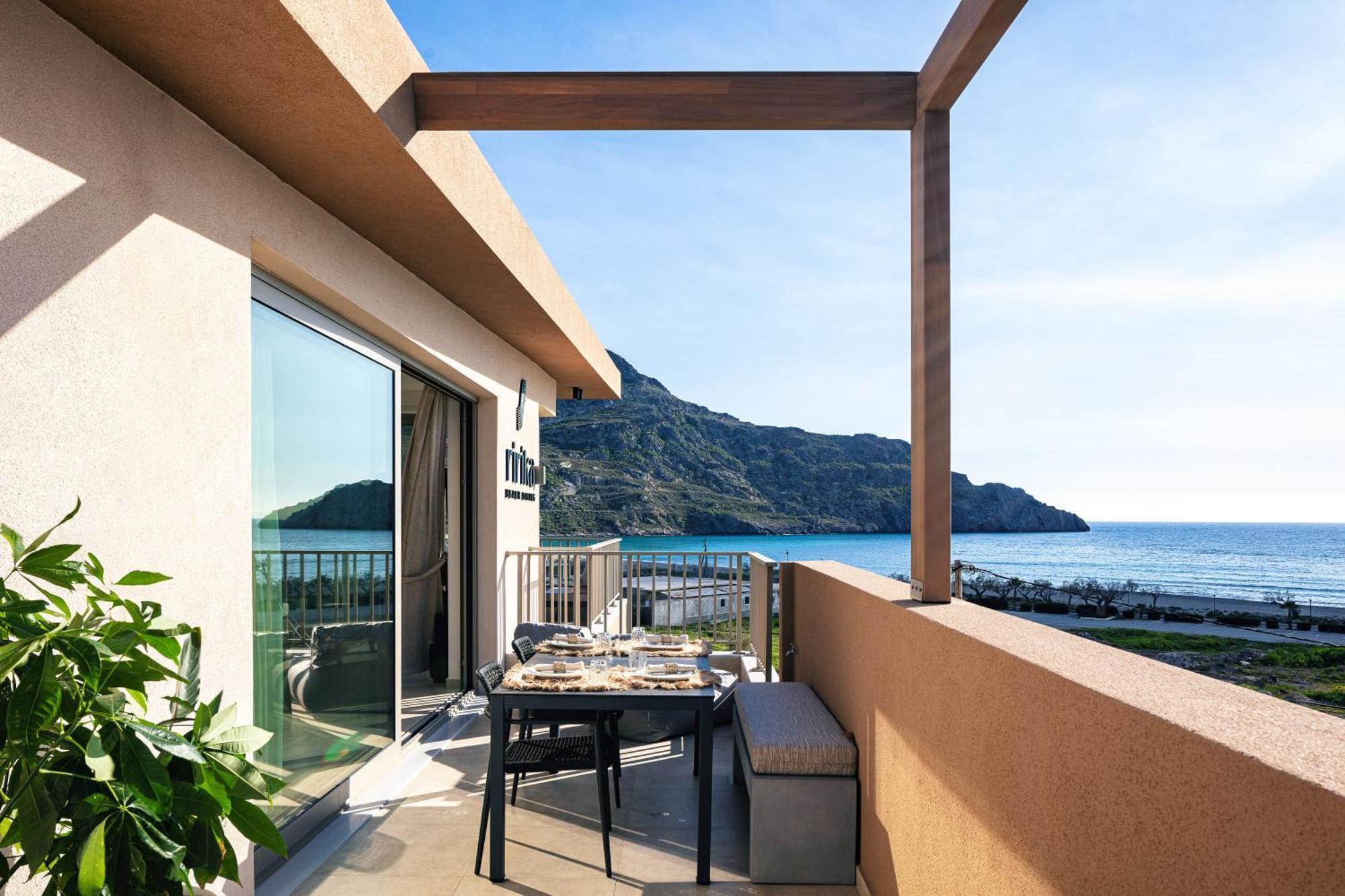 Ririka Living, New Feel-at-home Luxury Apartment *