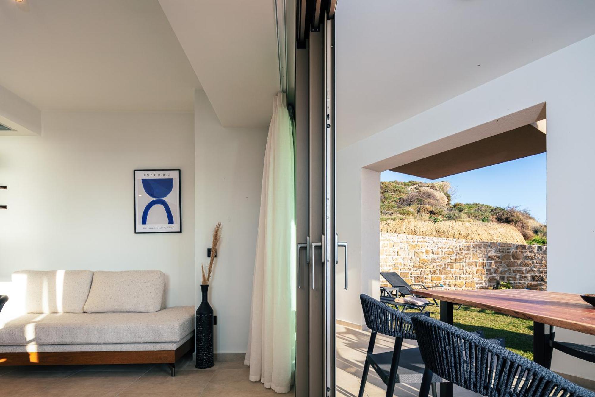 Apartment Ririka Living, New Feel-at-home Luxury *