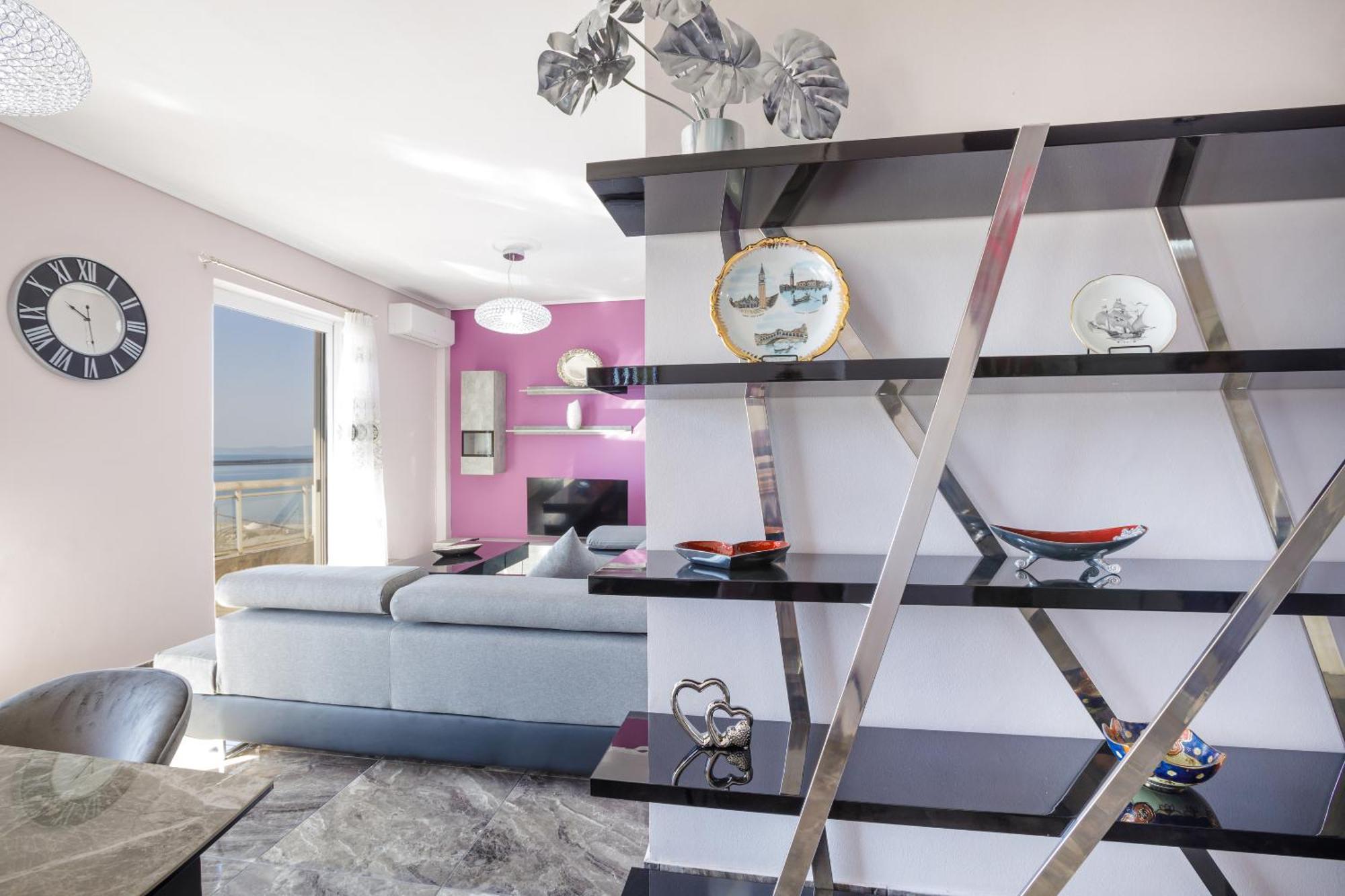 Messinian Bay Shore Apartment