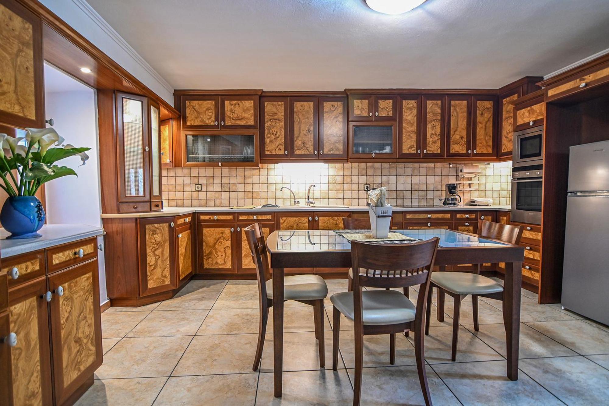 Holiday home πέτρινο αρχοντικό, χίος *