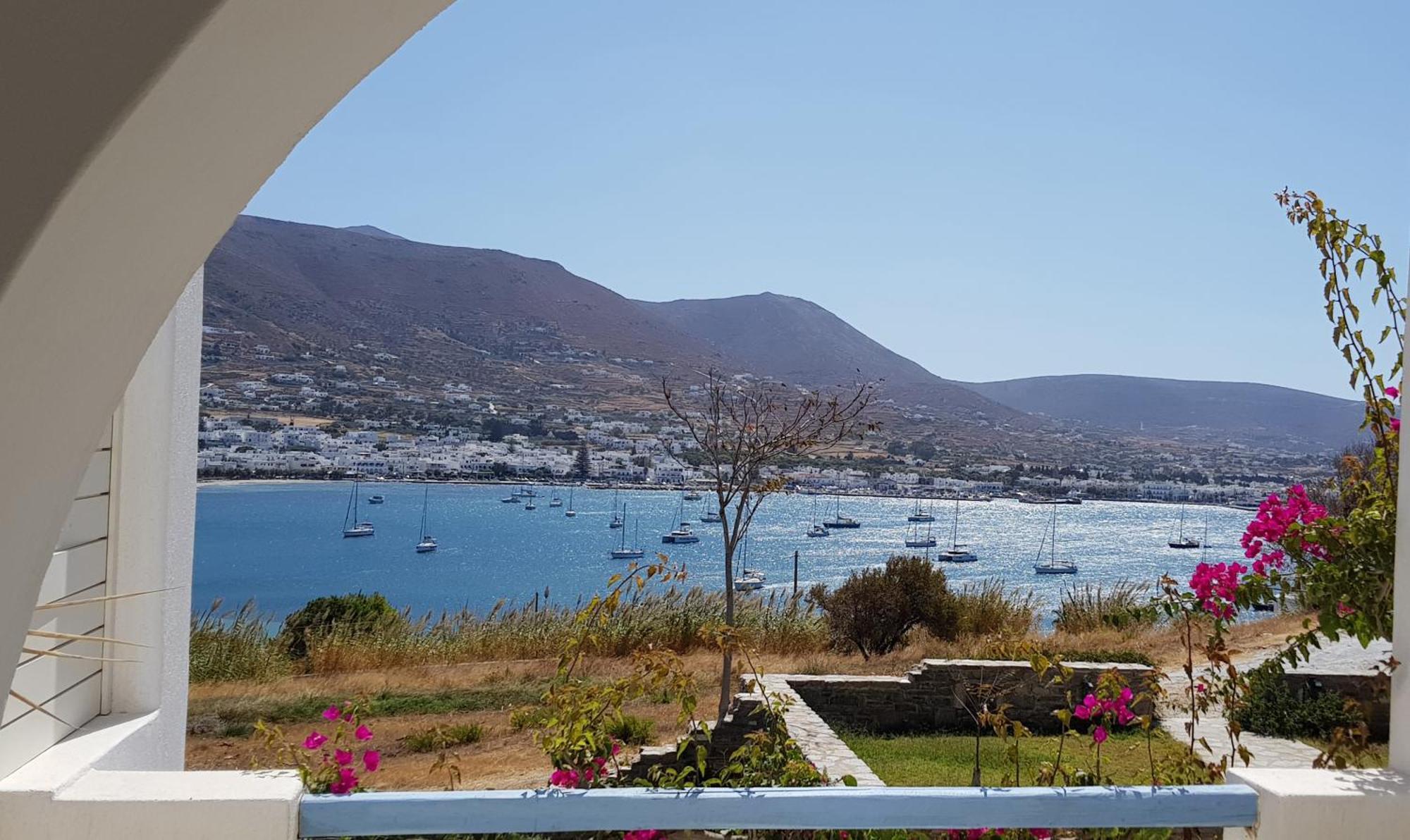 Paradise * Parikia (Paros)