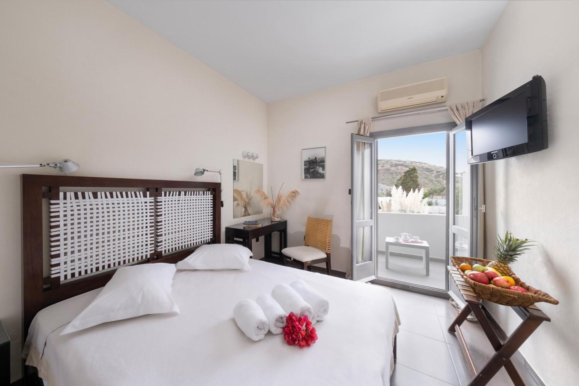 Nefeli Hotel