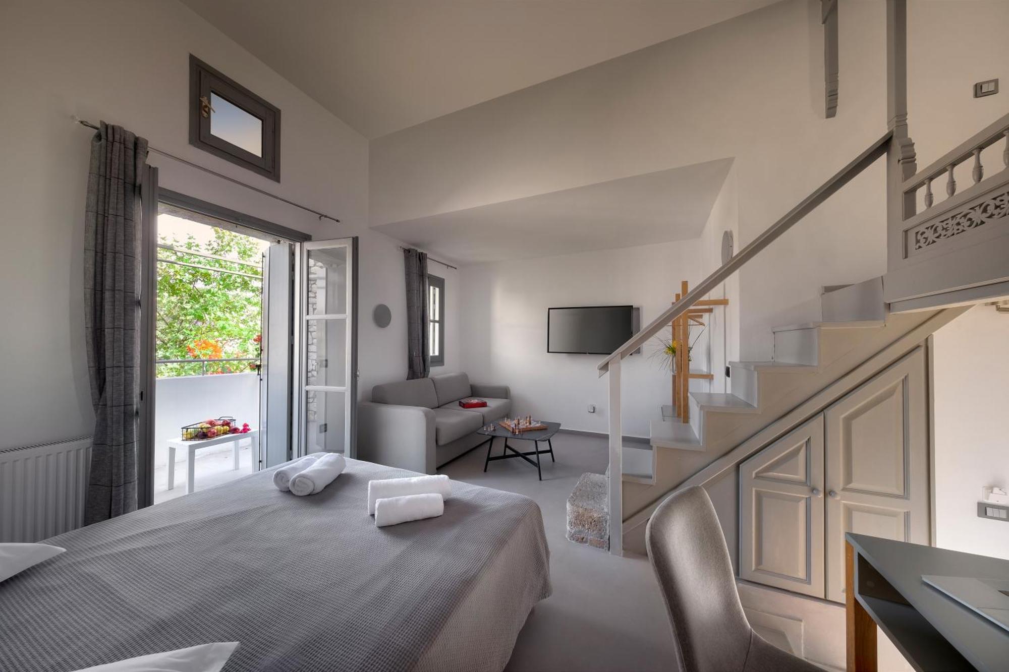 Nefeli Hotel