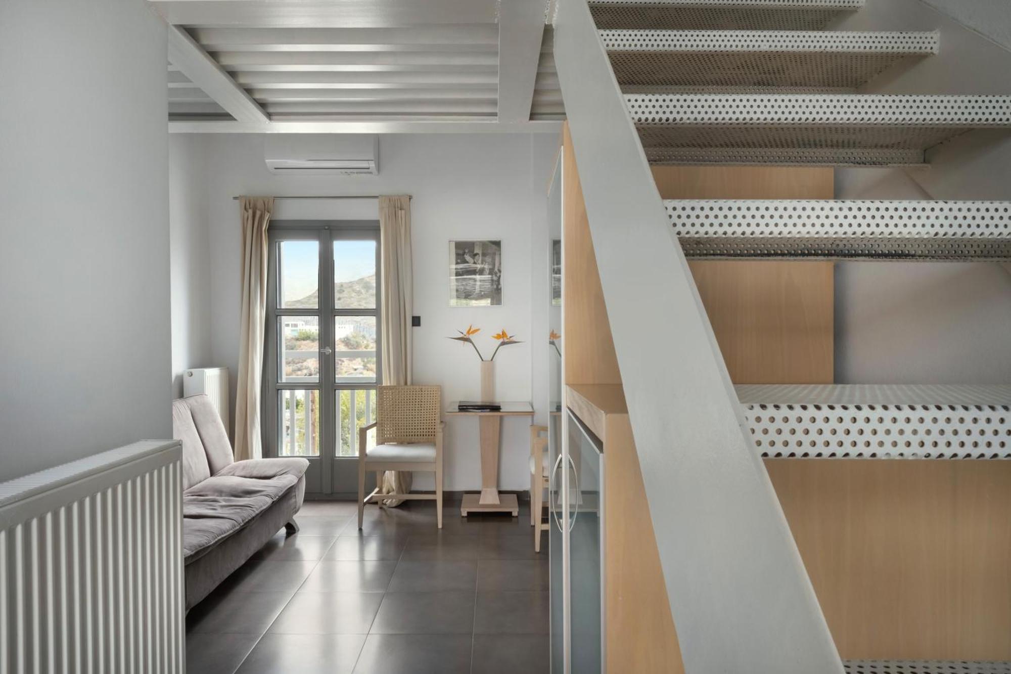 Nefeli Hotel
