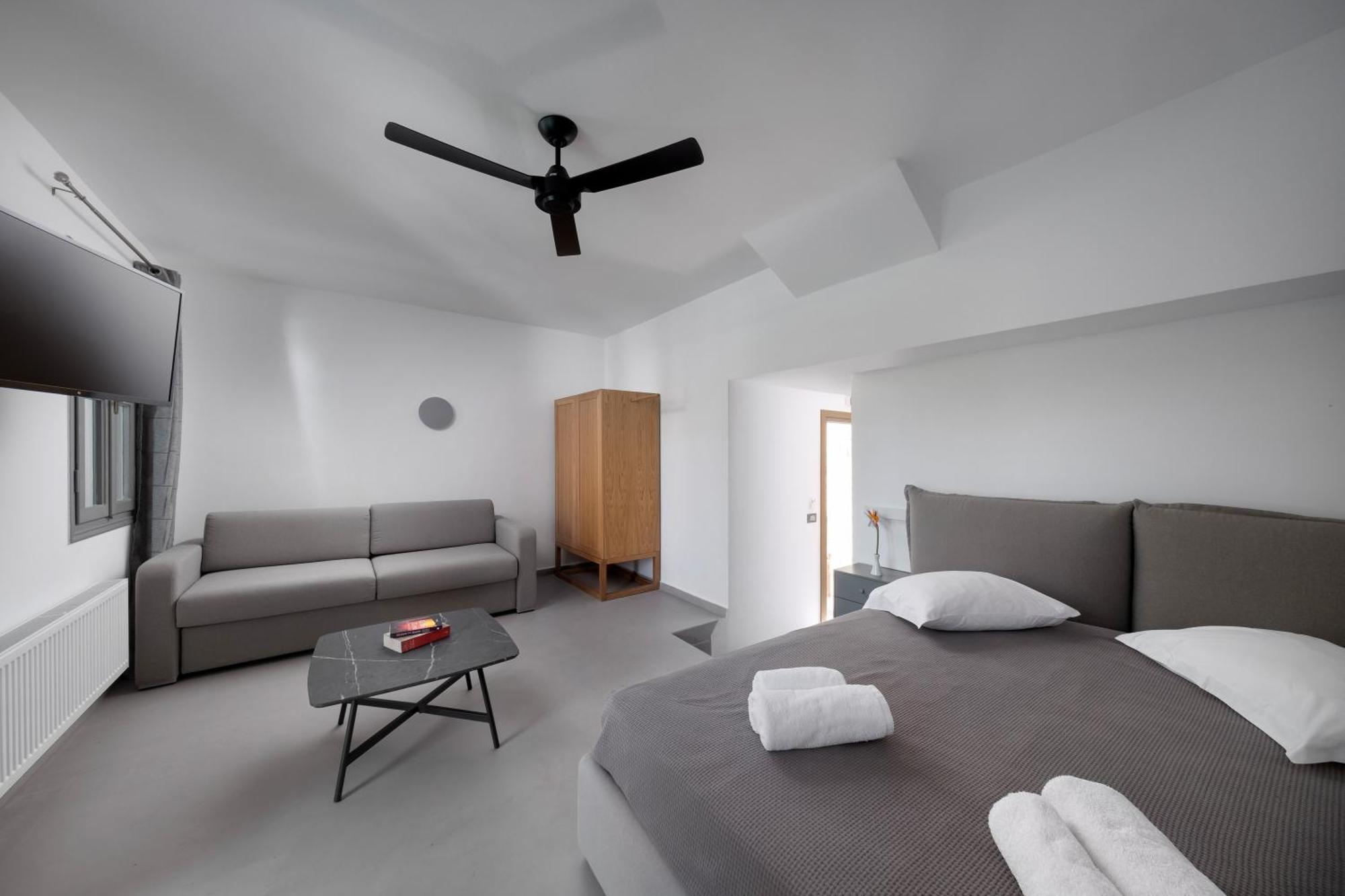 Nefeli Hotel