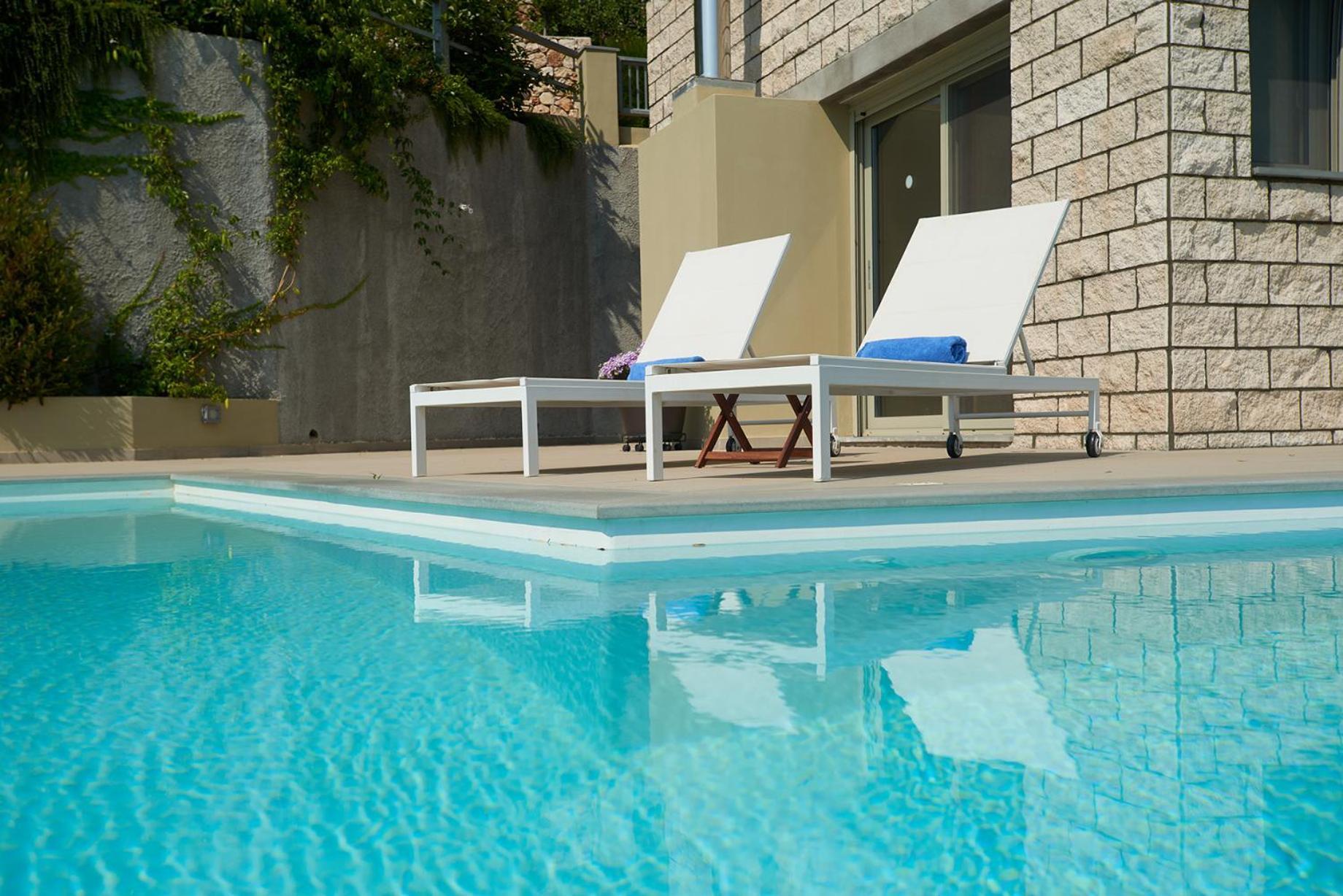 Villa Arenaria L. Complex *