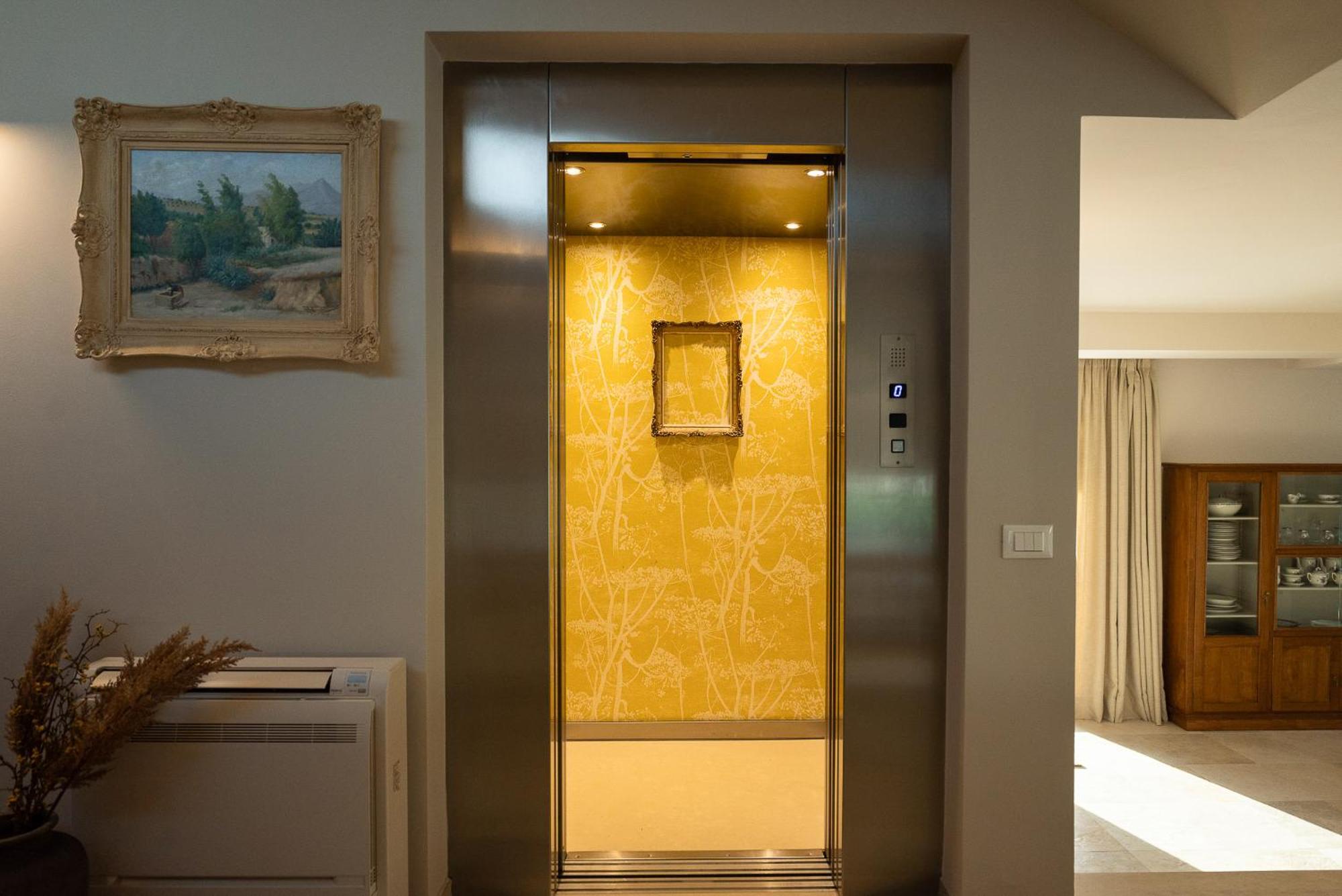 Villa Diktamon Retreat Luxury