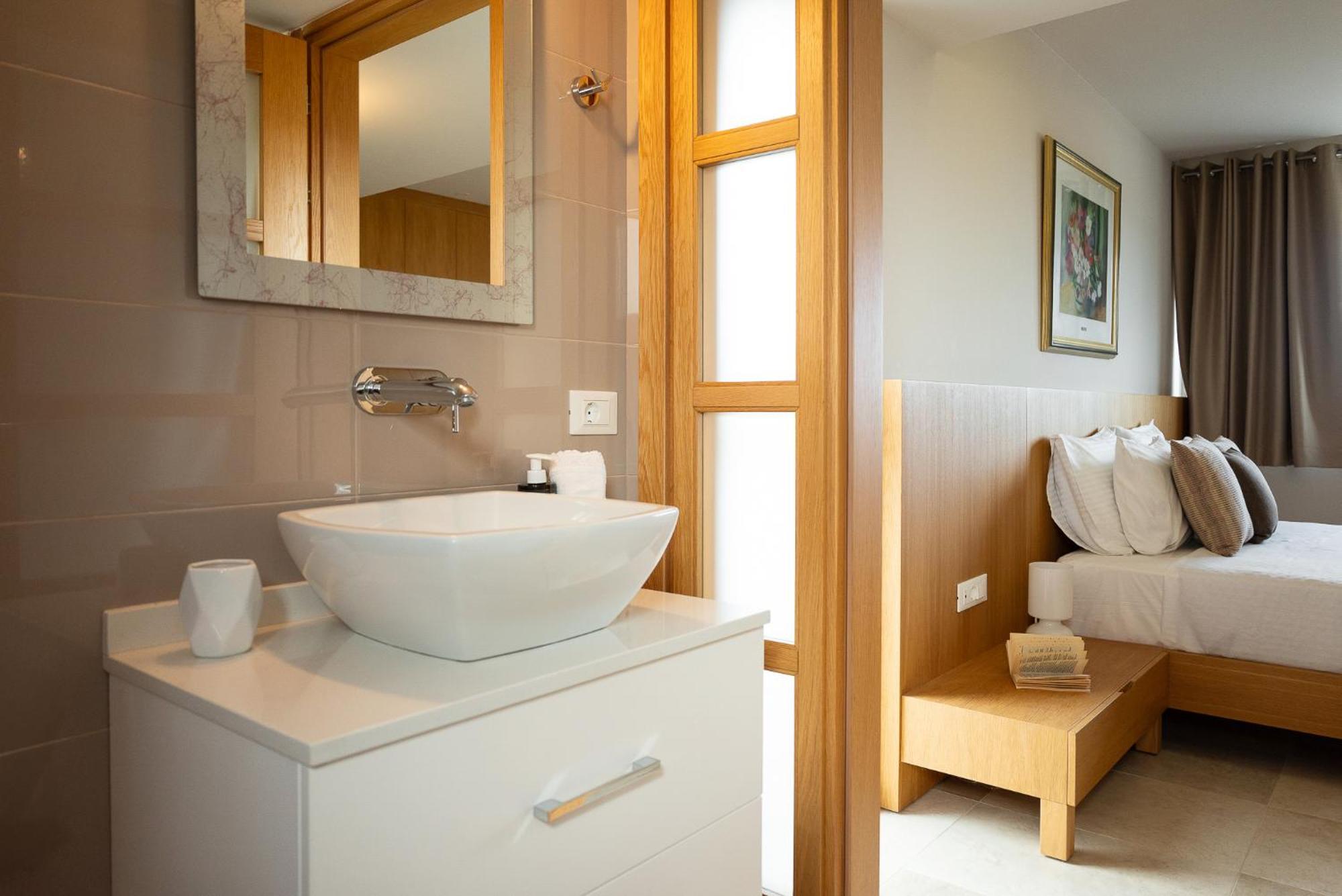 Villa Diktamon Retreat Luxury