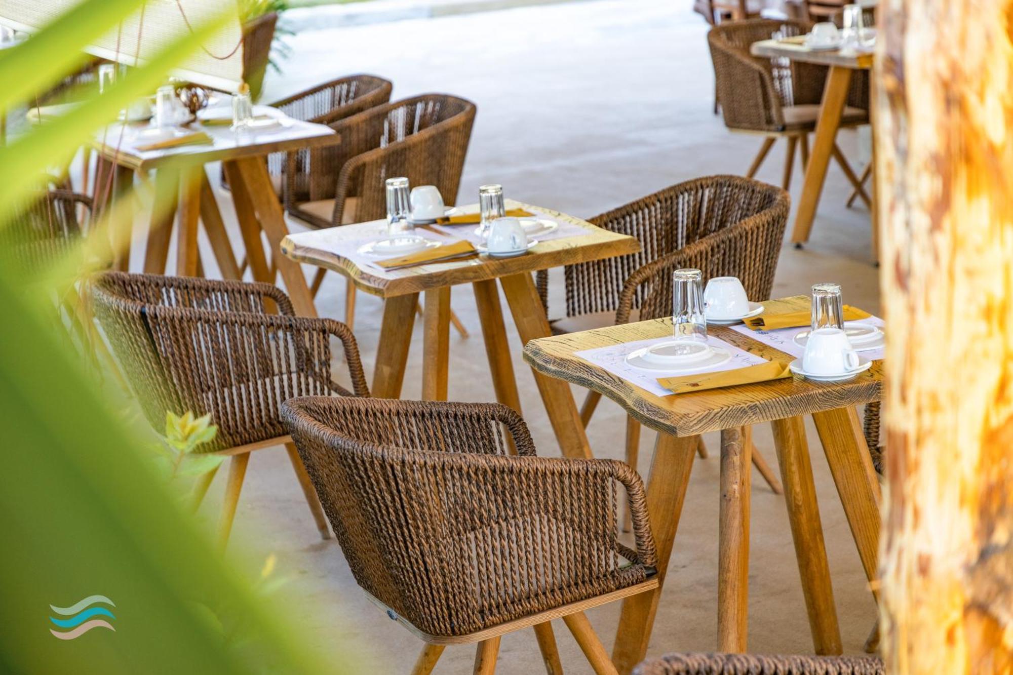 Hotel Seaside Plataria