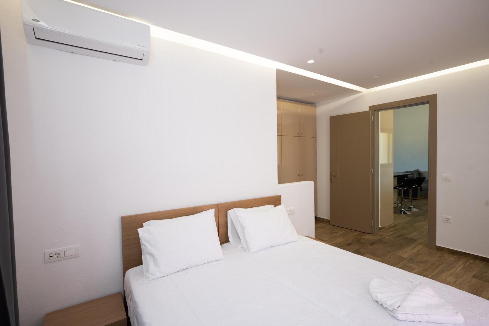 Maistros Mykonos * Ftelia (Mykonos)