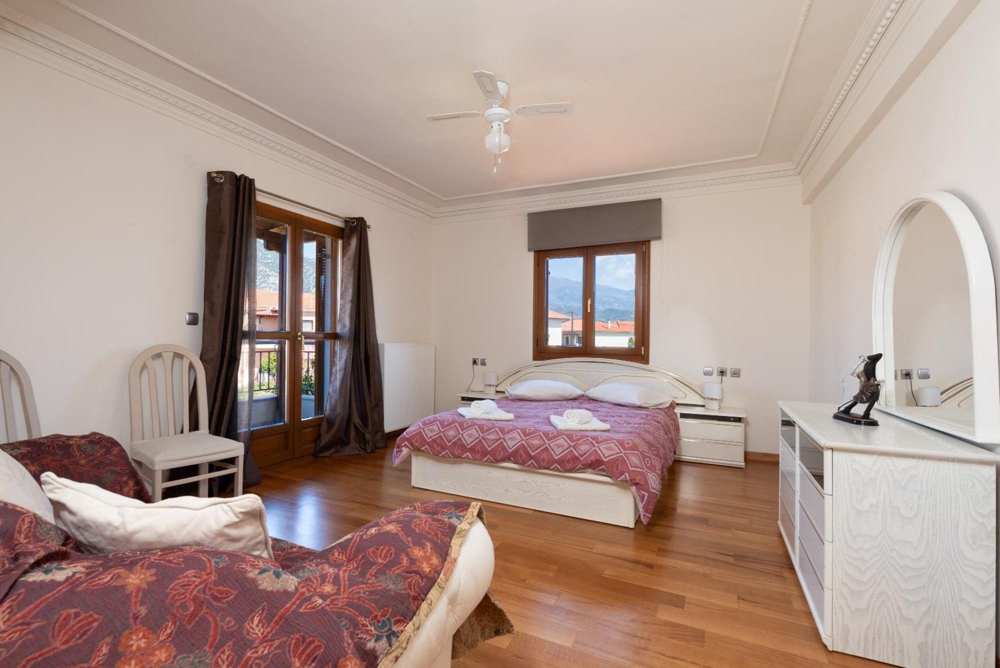 Apartment Christina's Twin Palm Trees House Agria