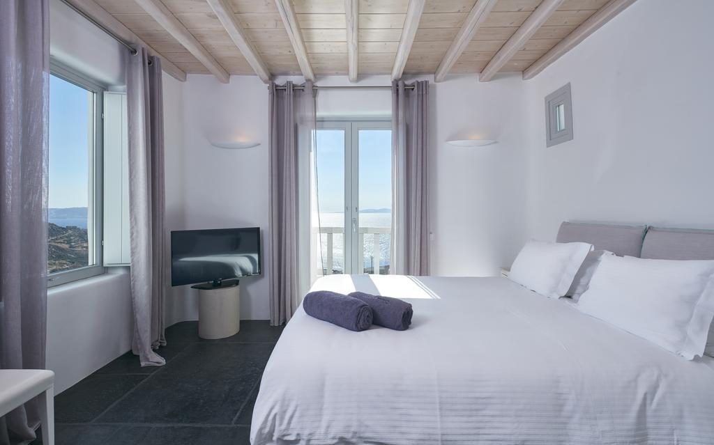 Ammos Villa *