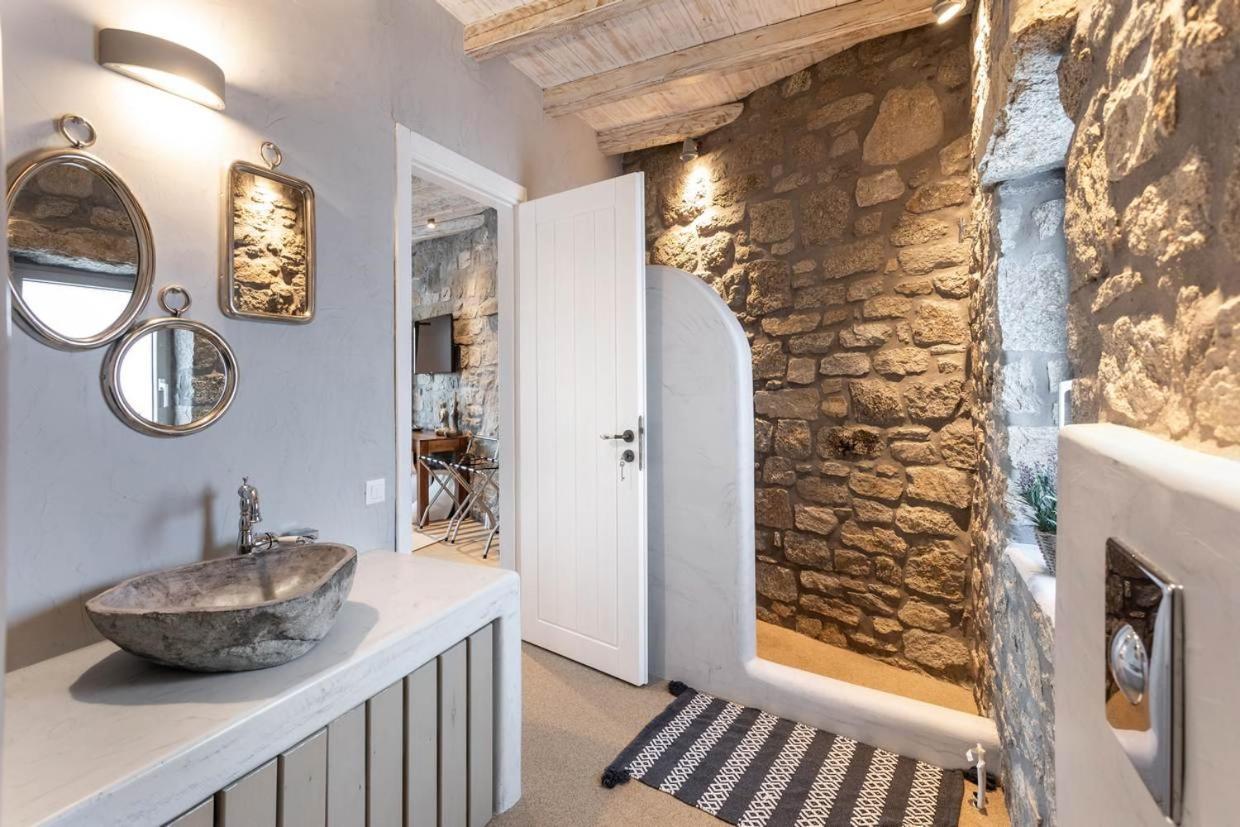 Your Mykonos X Whitelist Villa