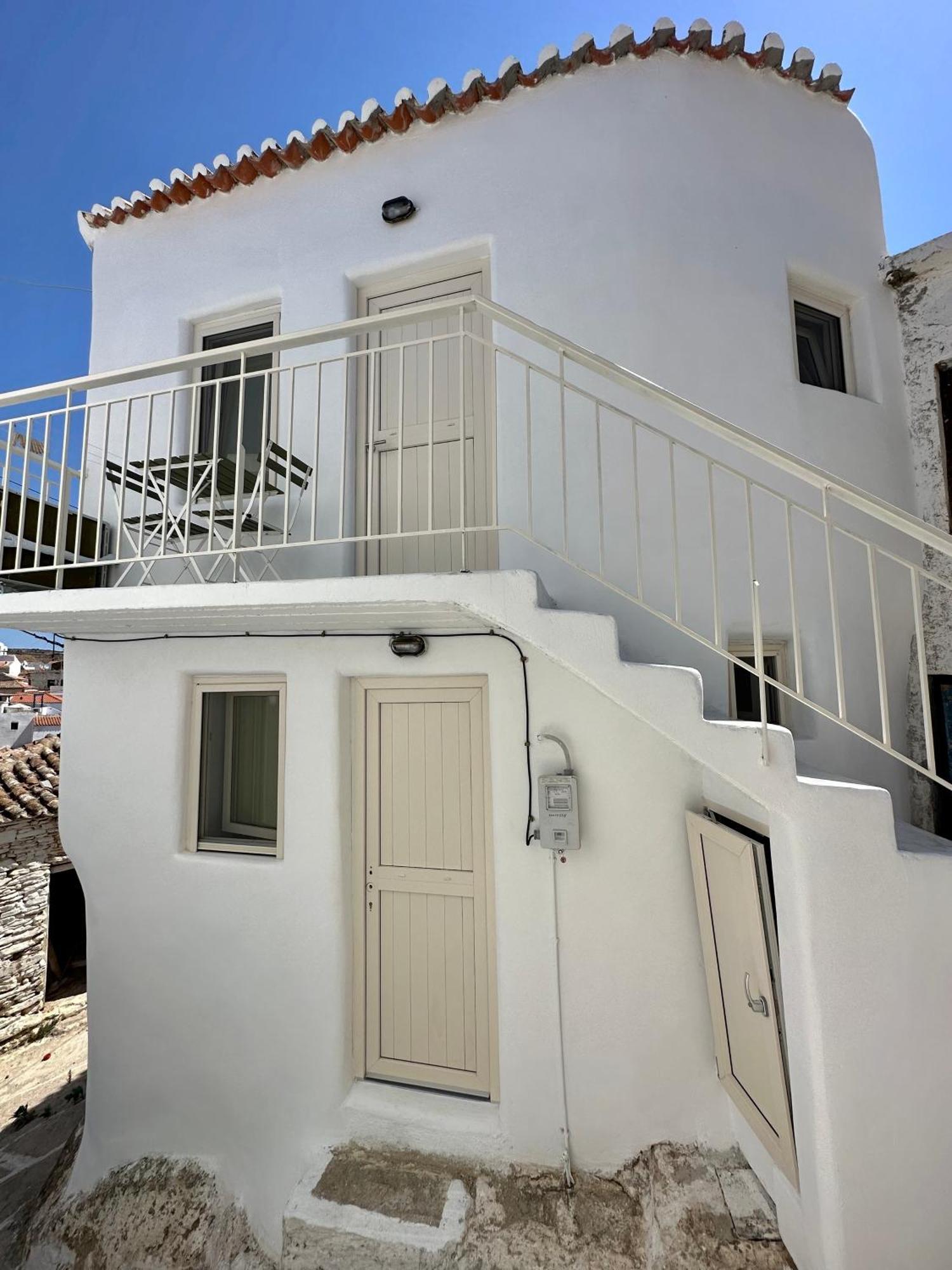 Lythi Kythnos