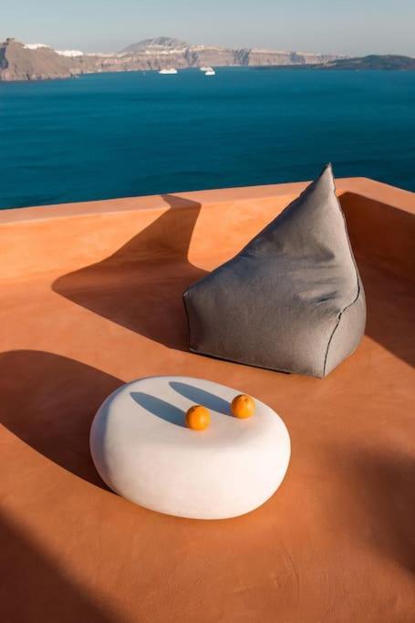 Terracotta Cave House *