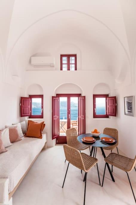 Terracotta Cave House *
