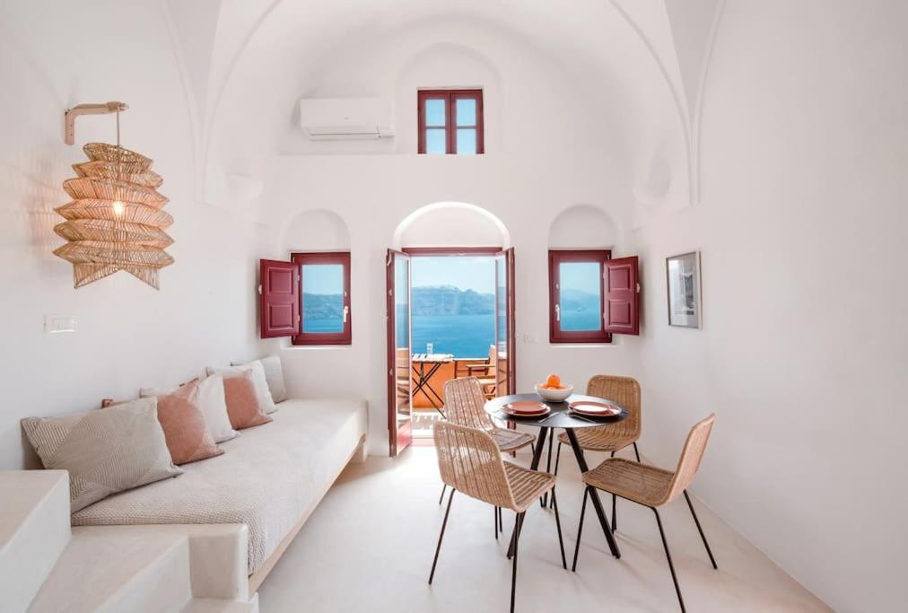 Terracotta Cave House *