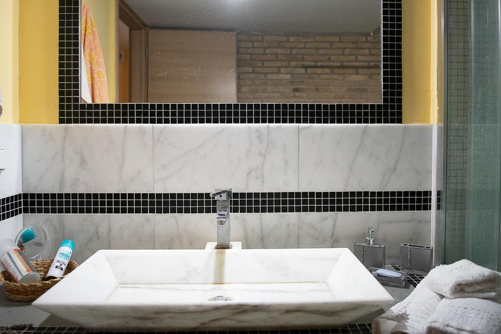 Apartment Tritsili House *